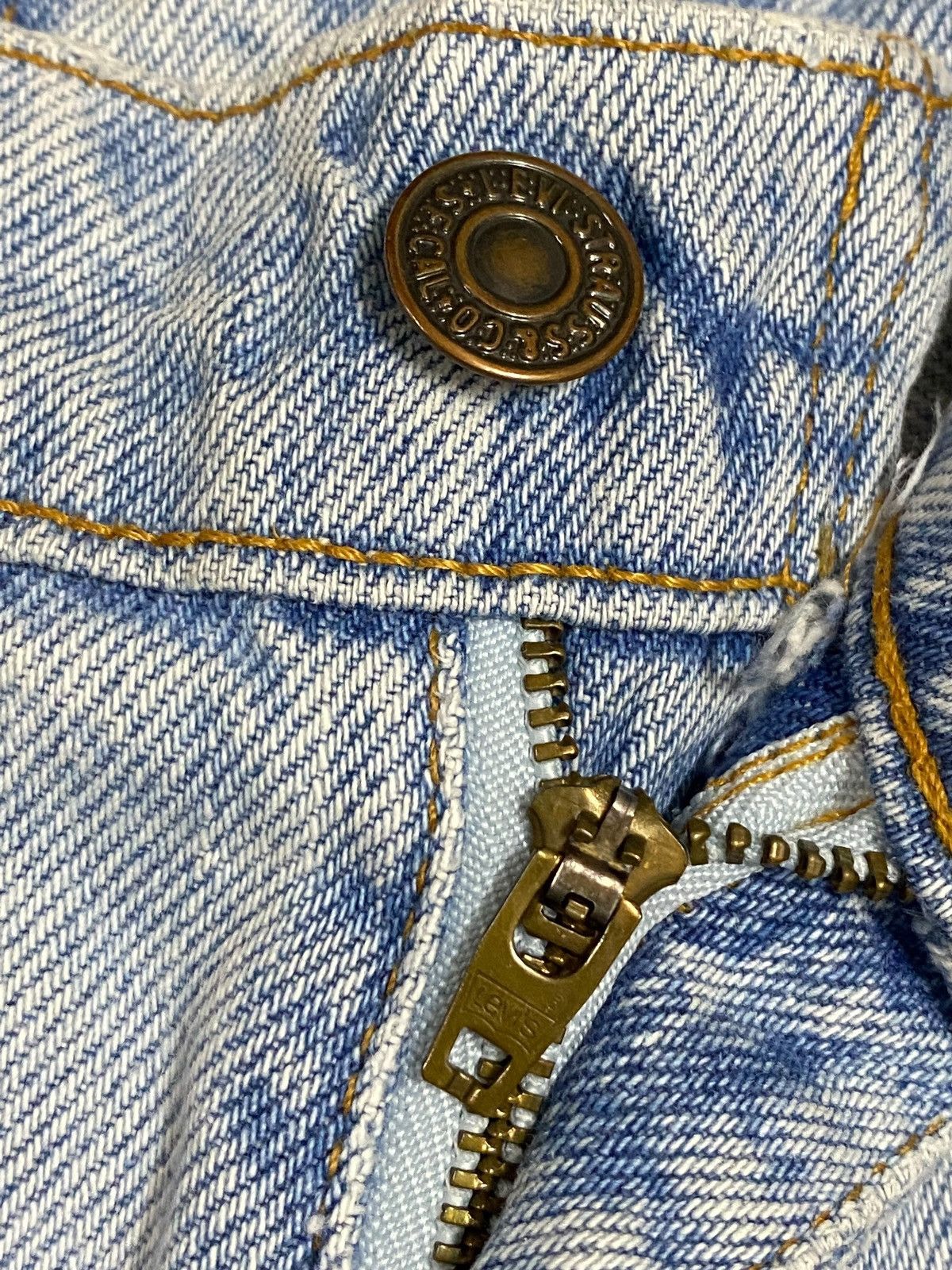Vintage Vtg Levis951 90’s Orange Tab Faded Wash Tapered Leg Jeans Size US 29 - 7 Thumbnail