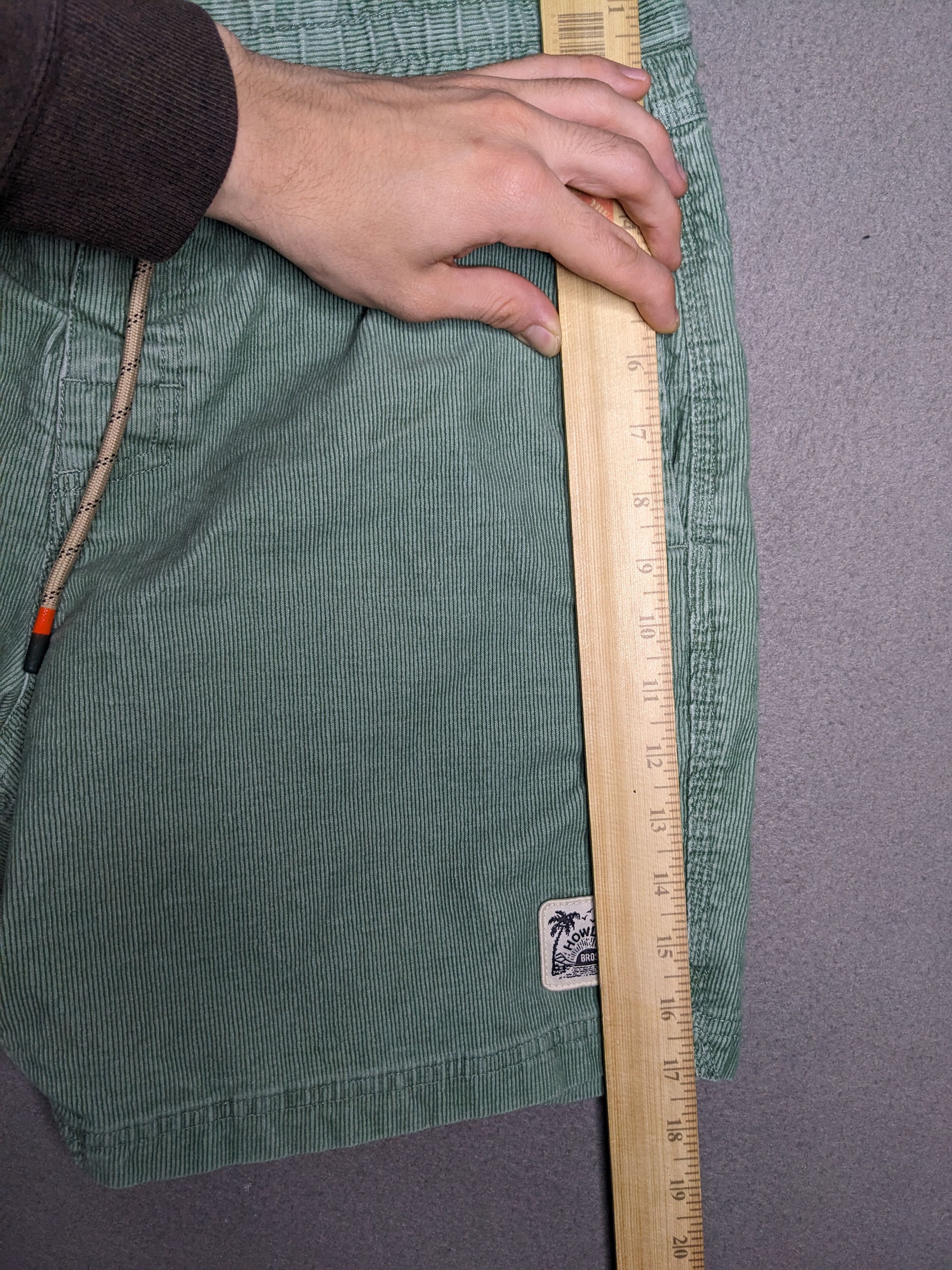 Howler Brothers Howler Bros Pressure Drop Cord Shorts Size 33 Green Corduroy Size US 33 - 14 Thumbnail