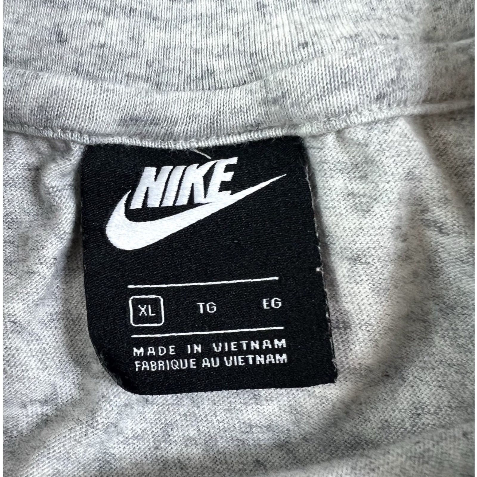 Nike Nike CJ3709-050 Sportswear Varsity Tank Women XL Red Breathable Activewear Womens Size XL / US 12-14 / IT 48-50 - 4 Thumbnail
