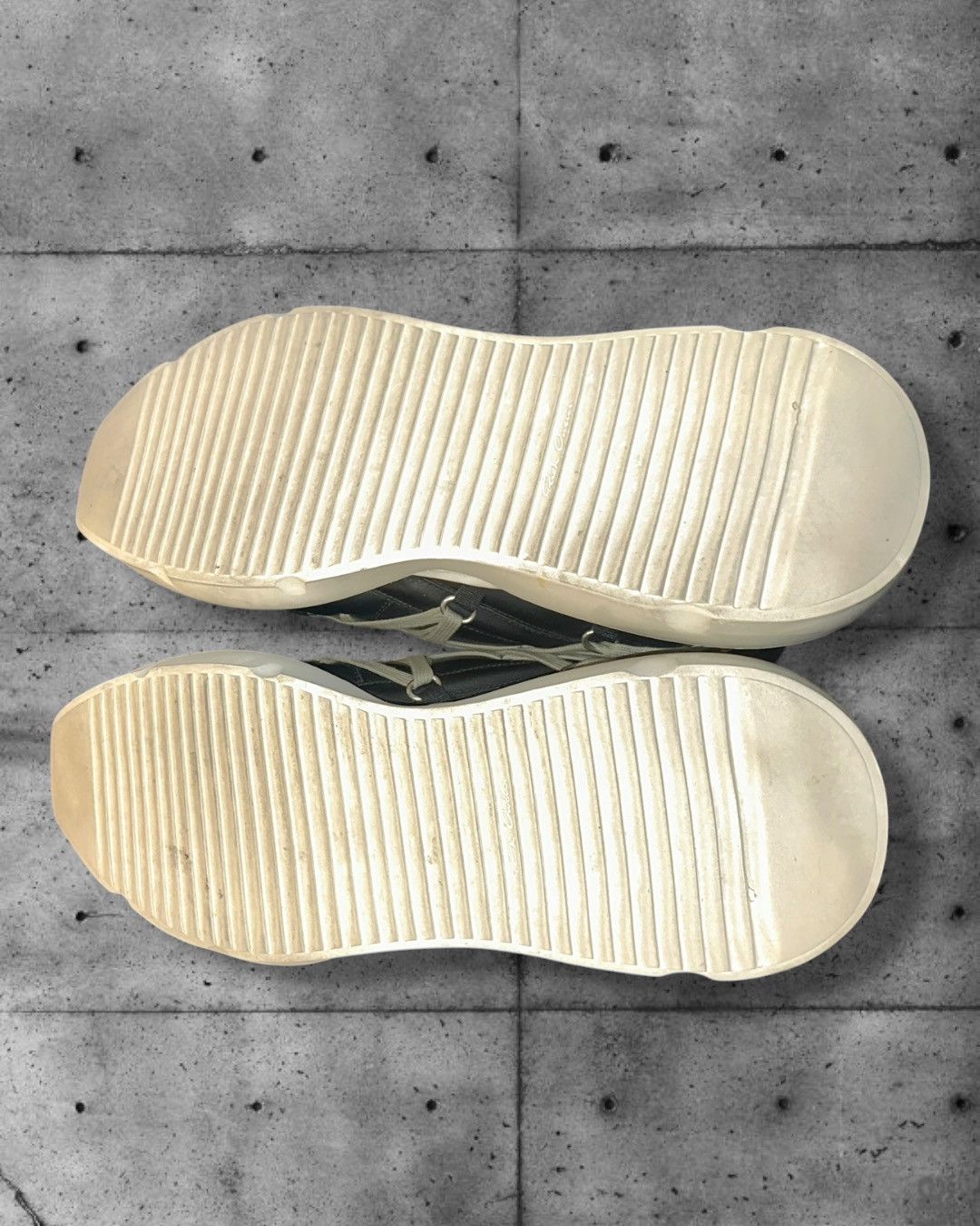 Rick Owens Mega lace geth runners mainline leather Size US 10 / EU 43 - 5 Thumbnail