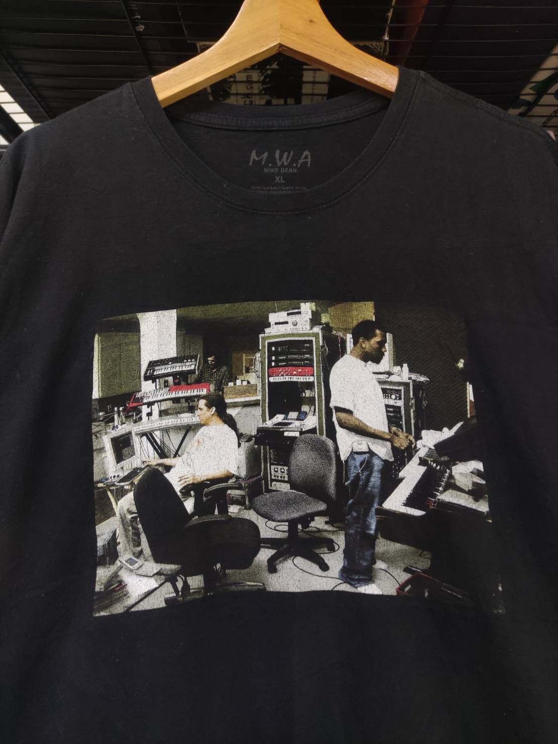 Kanye West Kanye & Mike Dean working on the College Dropout, 2003 Size US XL / EU 56 / 4 - 1 Thumbnail