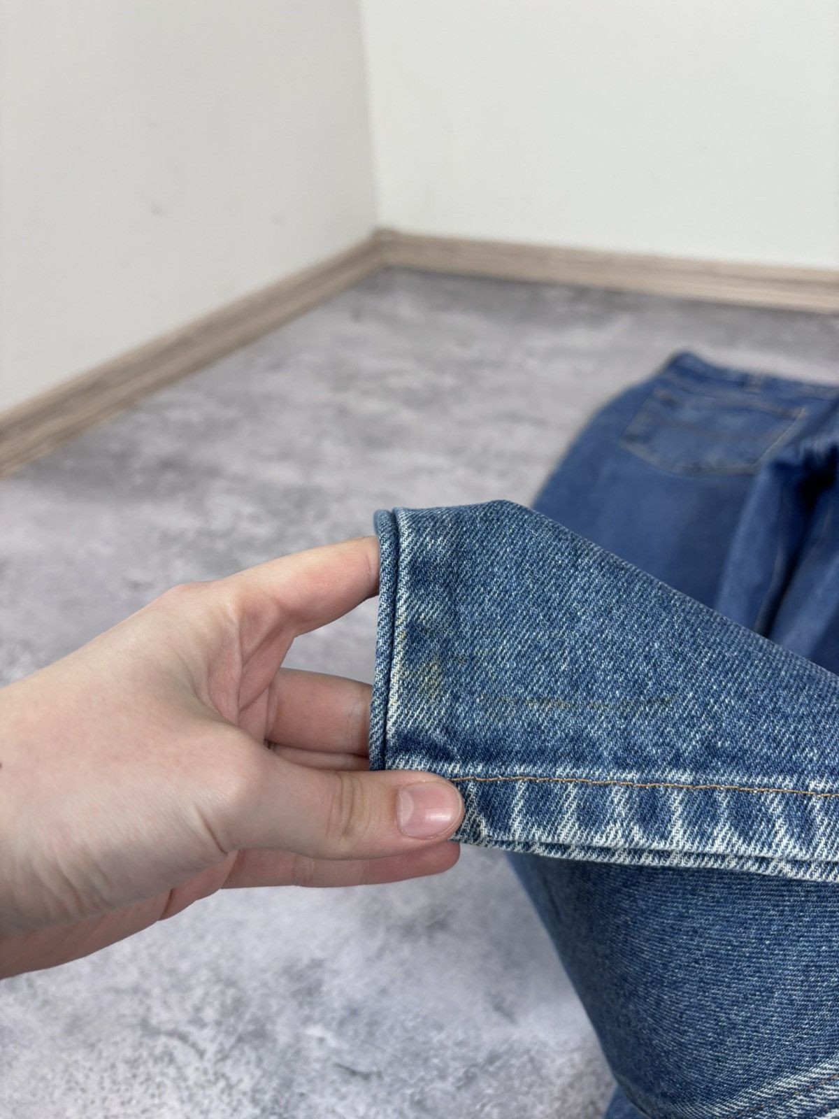 Carhartt Carhartt Men’s Blue Denim Jeans Relaxed Fit Distressed Size US 34 / EU 50 - 4 Thumbnail