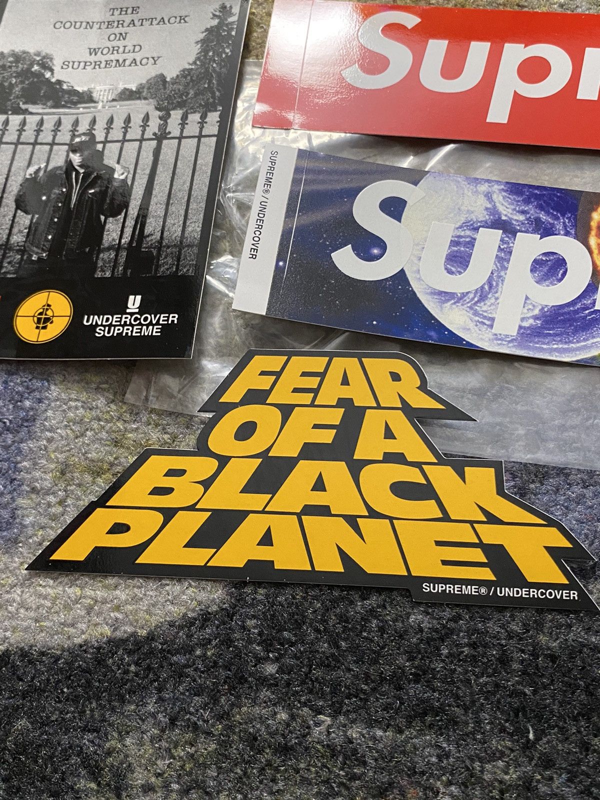 Public Enemy × Supreme × Undercover Supreme x Undercover x Public Enemy Sticker Pack Size ONE SIZE - 3 Thumbnail
