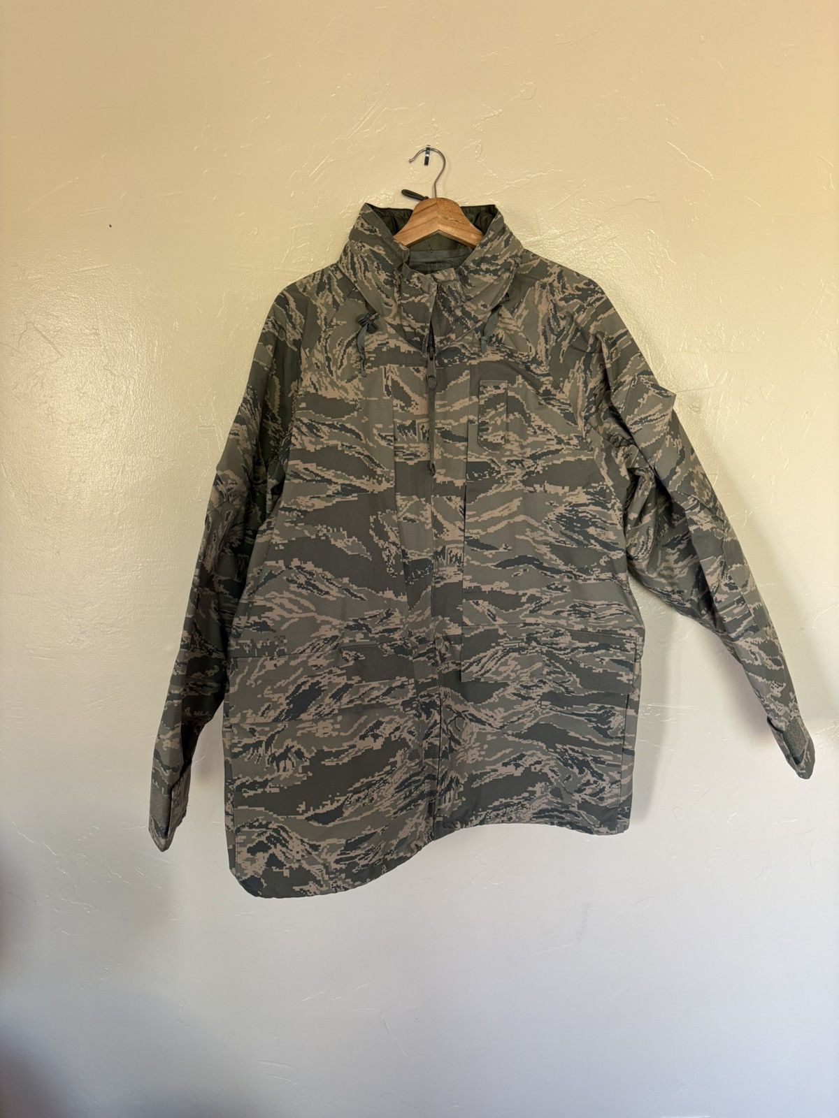 Goretex USAF APECS Gore-Tex Parka — ABU Digital Tiger Stripe / Large Size US L / EU 52-54 / 3 - 3 Thumbnail