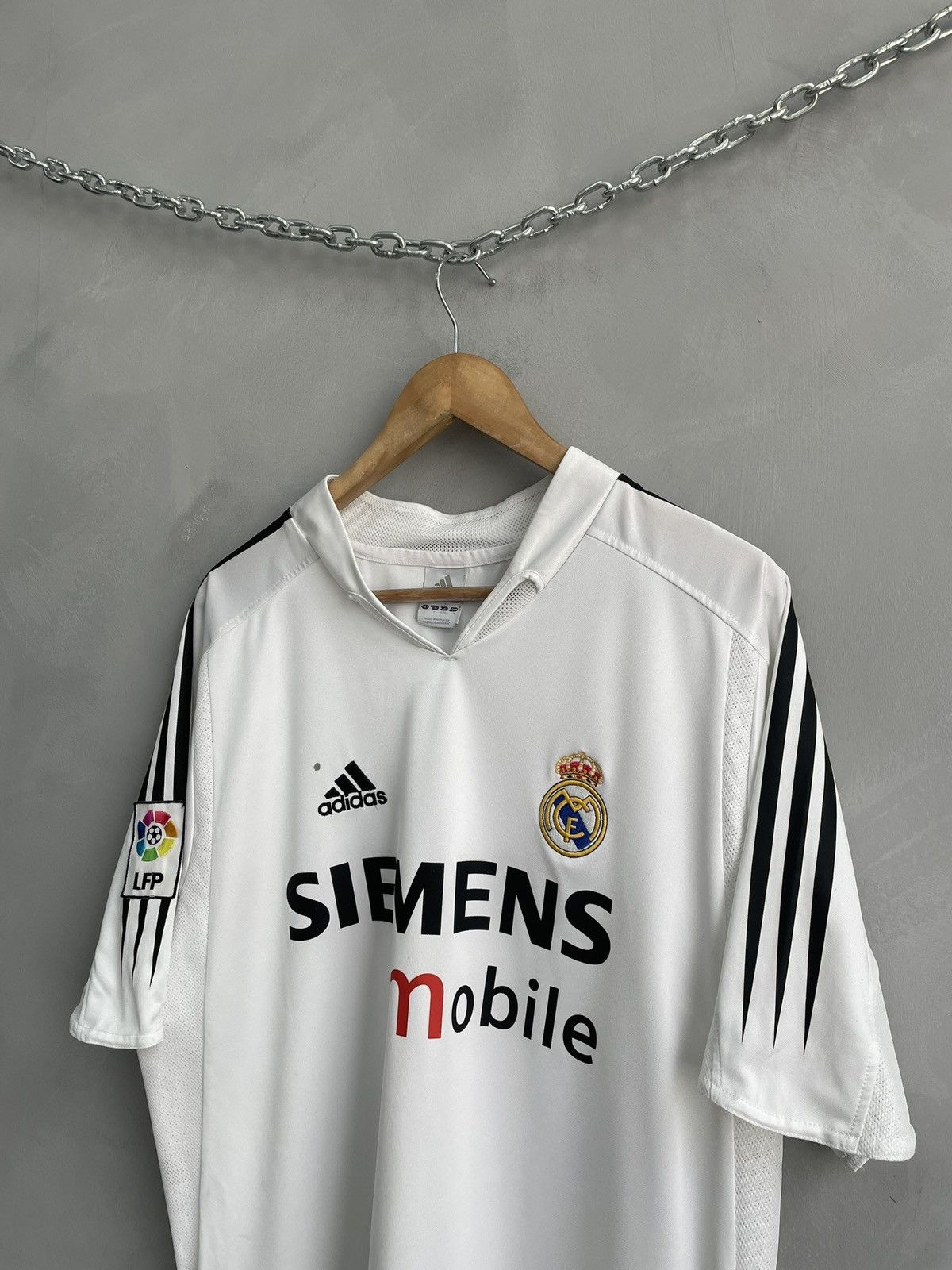 Adidas Adidas Fc Real Madrid blokecore t shirt jersey y2k Size US L / EU 52-54 / 3 - 2 Thumbnail