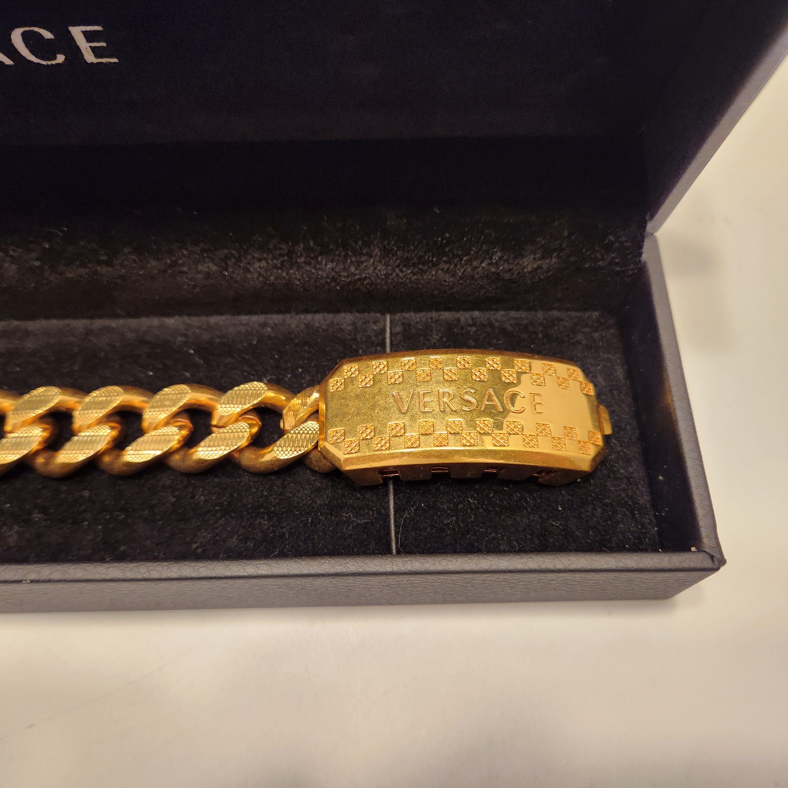 Versace Versace Gold Plated Medusa Chain Gold Medusa Bracelet Size ONE SIZE - 2 Thumbnail