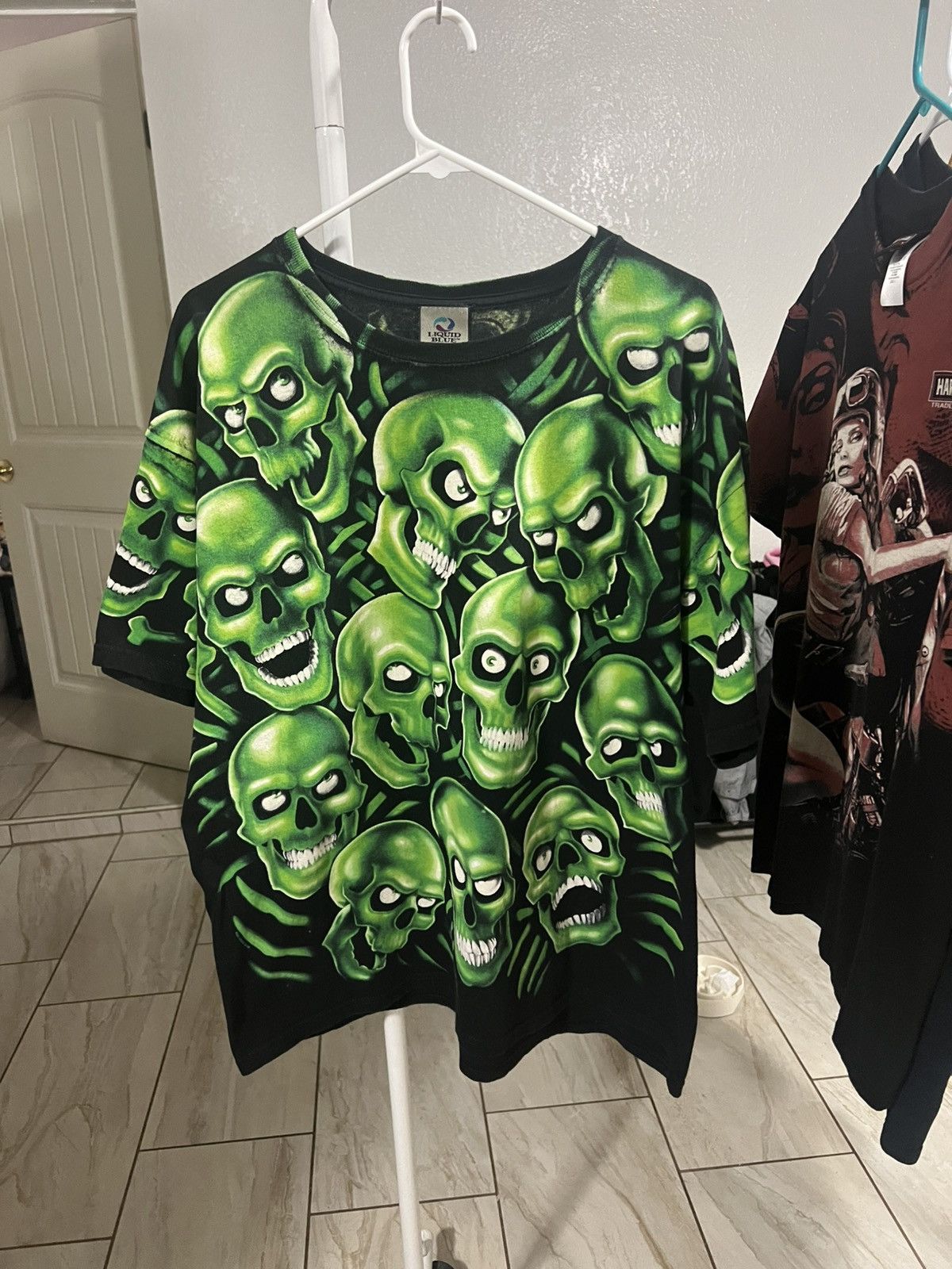 Liquid Blue Skull Pile Tee Shirt Supreme XL Liquid Blue Green