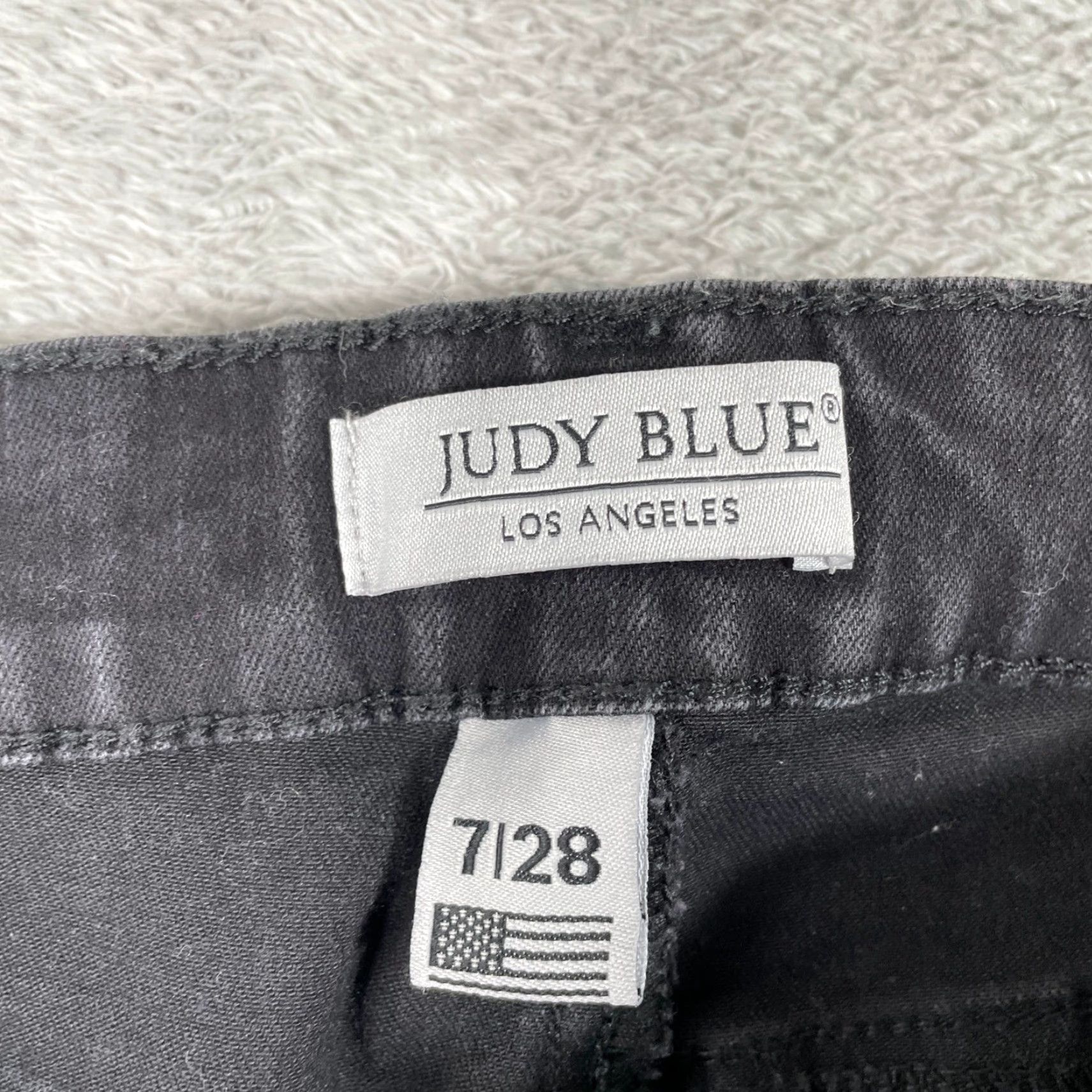 Denime Judy Blue Cropped Jeans Womens 7/28 Black Slim 5-Pocket Denim 26 Inseam 23.5in Distressed Frayed Hem Stretch Denim Size 26" / US 2 / IT 38 - 4 Thumbnail