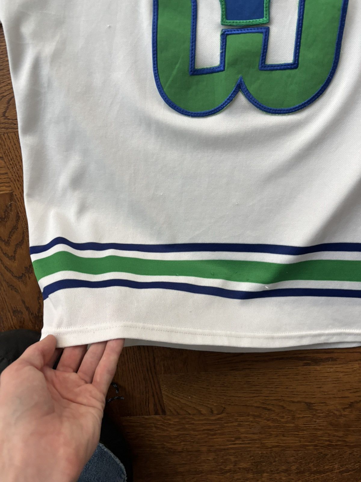 NHL × Vintage Vintage Hartford Whalers Jersey 1980s CCM Hockey Jersey 90s Size US S / EU 44-46 / 1 - 10 Thumbnail