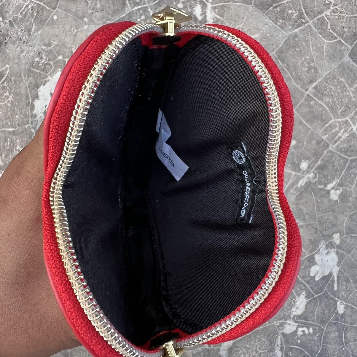 GU × Undercover Limited GU x Undercover Red Heart Gold Chain Mini Bag Size ONE SIZE - 5 Thumbnail