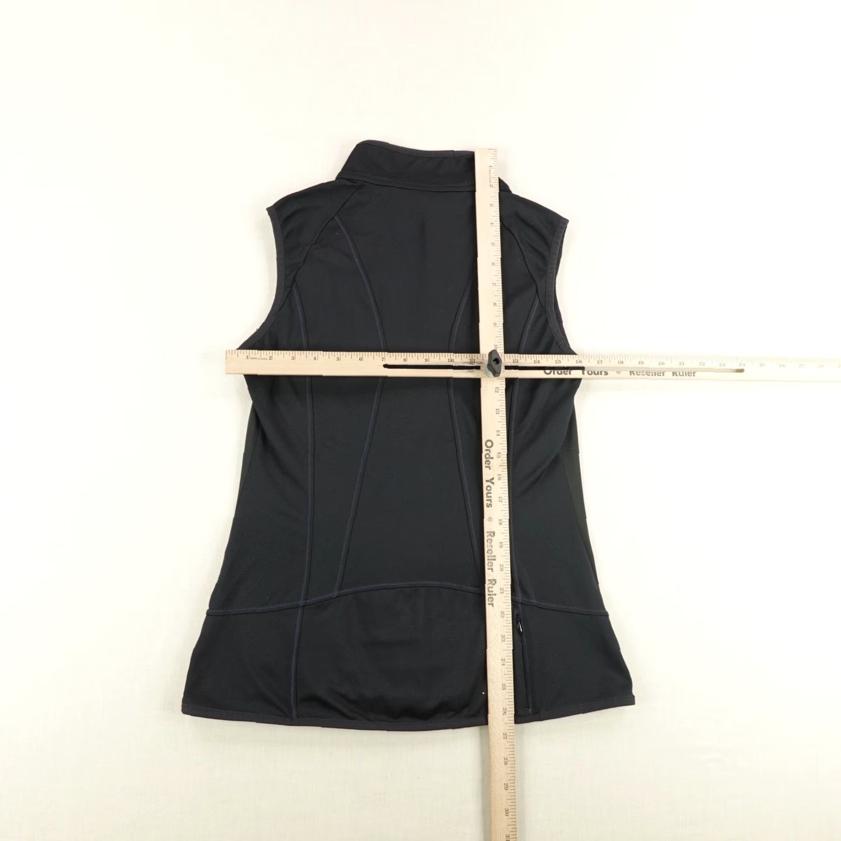 Athleta Athleta Vest Womens Small Black Gray Full Zip Sleeveless Performance Running Size S / US 4 / IT 40 - 6 Thumbnail