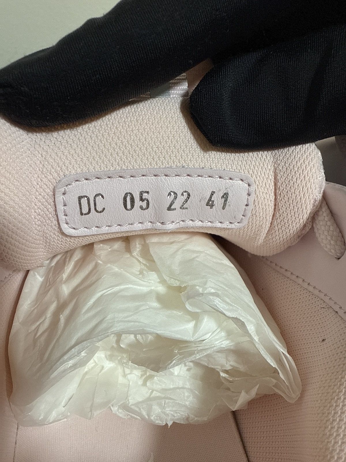 Dior Men Dior B22 Pink New 41 Size US 8 / EU 41 - 10 Thumbnail