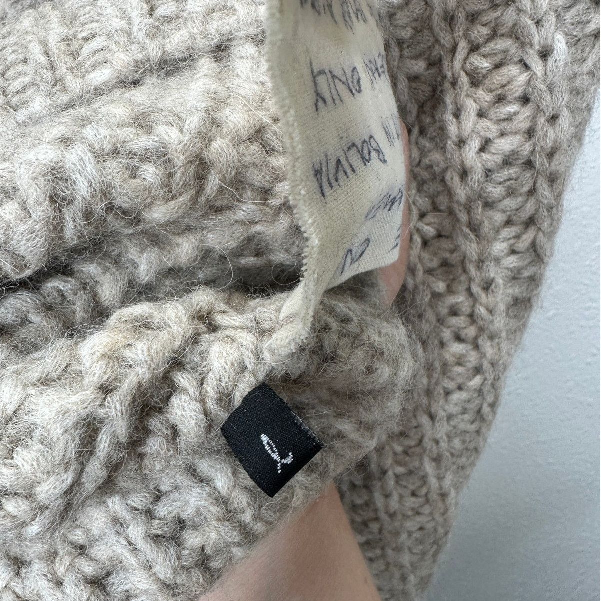 Other Eugene Ong Hand Knit Beige Chunky Knit Long Sleeve Sweater L Size L / US 10 / IT 46 - 9 Thumbnail