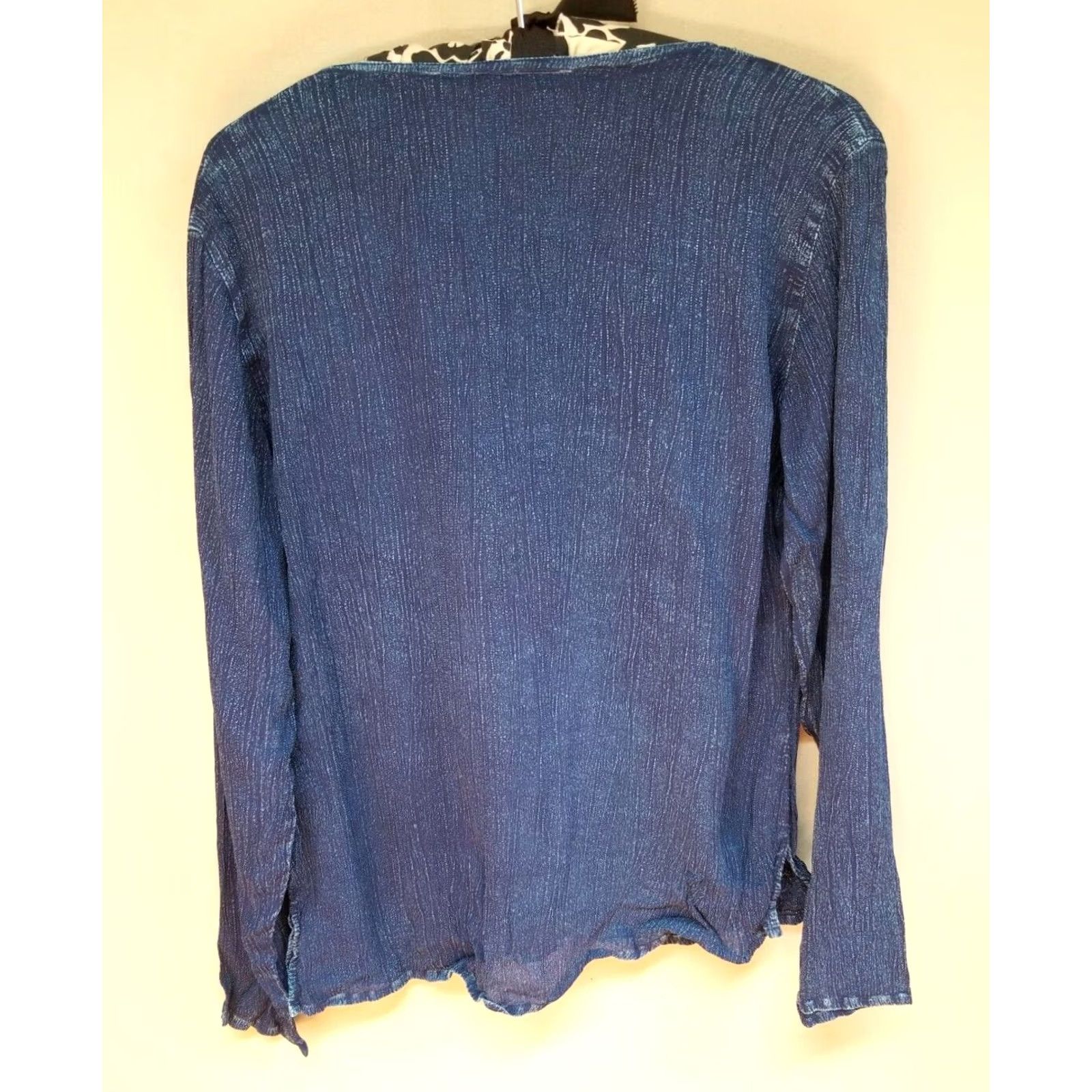 Denime 24 Karat Womens Top Medium Blue Denim Long Sleeves Embellish Sequin Beads Casual Size M / US 6-8 / IT 42-44 - 2 Thumbnail