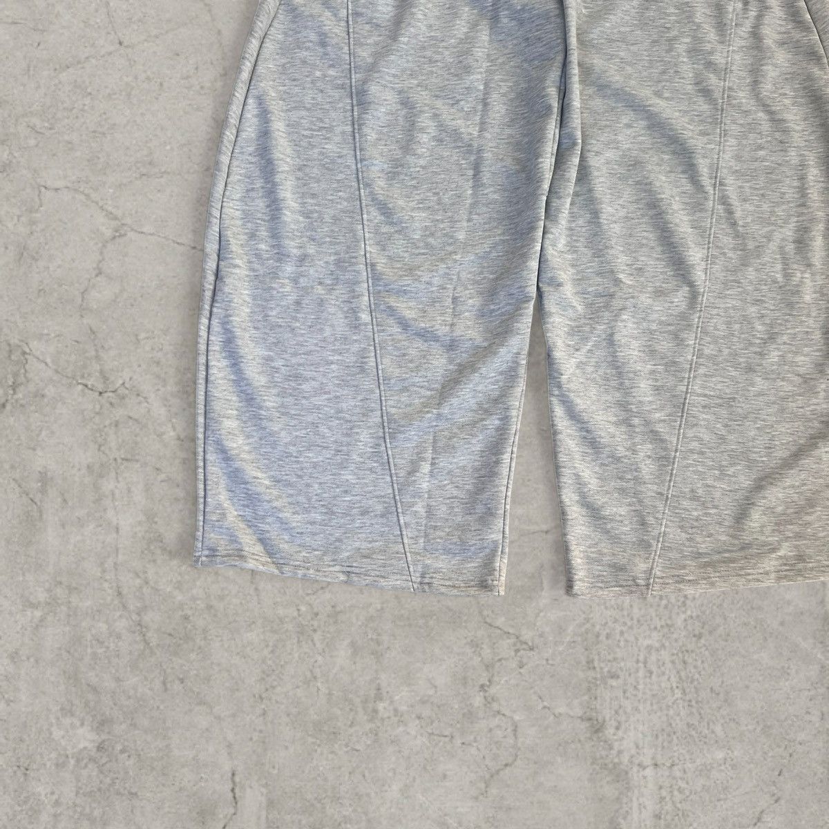 Japanese Brand Incredible baggy wide leg Korean joggers in grey. Size S/M Size US 32 / EU 48 - 2 Thumbnail