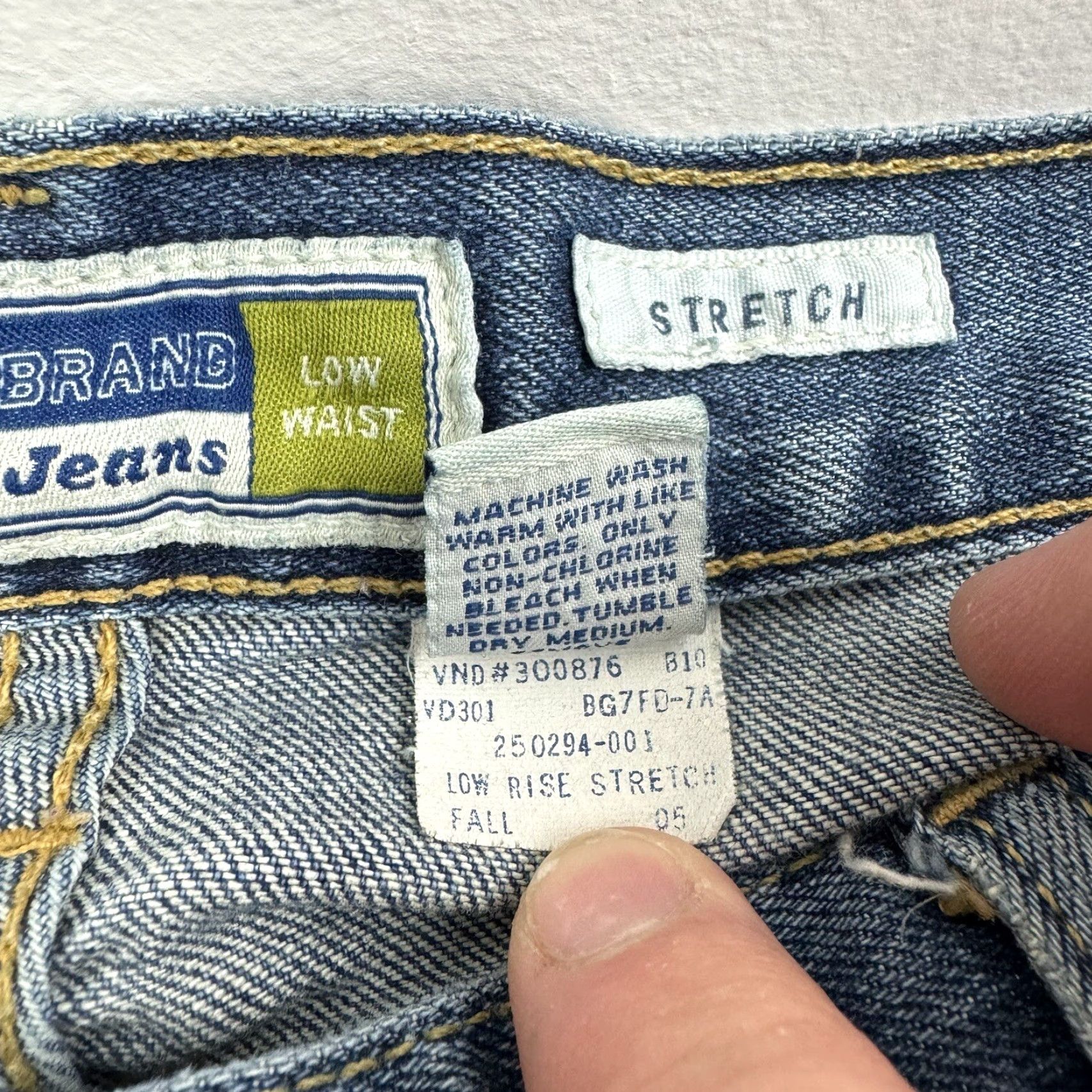 Old Navy VINTAGE Old Navy Flare Jeans Womens 10 Regular Stretch Grunge Punk Skater Blue 31 Inseam 32 In Waist 10 Regular Jeans Womens Mens? Size 32" / US 10 / IT 46 - 7 Thumbnail