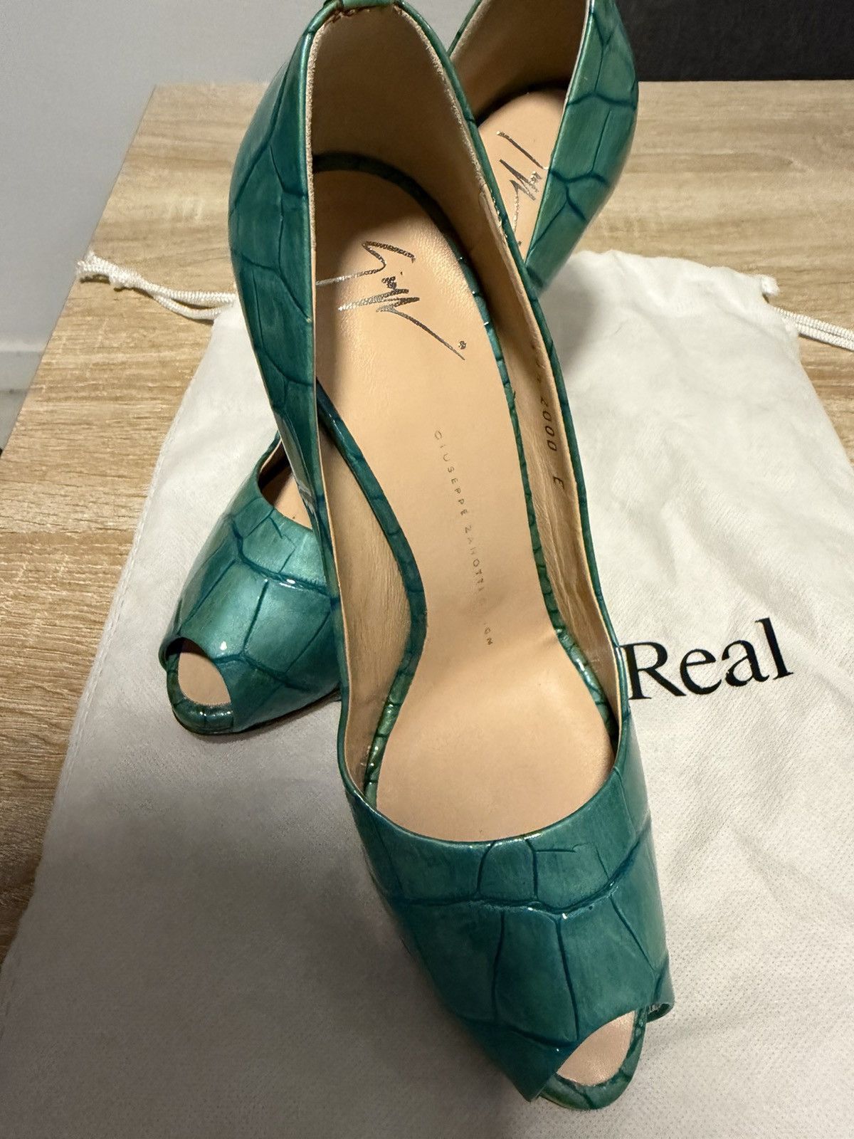 Giuseppe Zanotti Giuseppe Zanotti Green Croc Embossed Peep Toe High Heels Size US 9 / IT 39 - 1 Thumbnail
