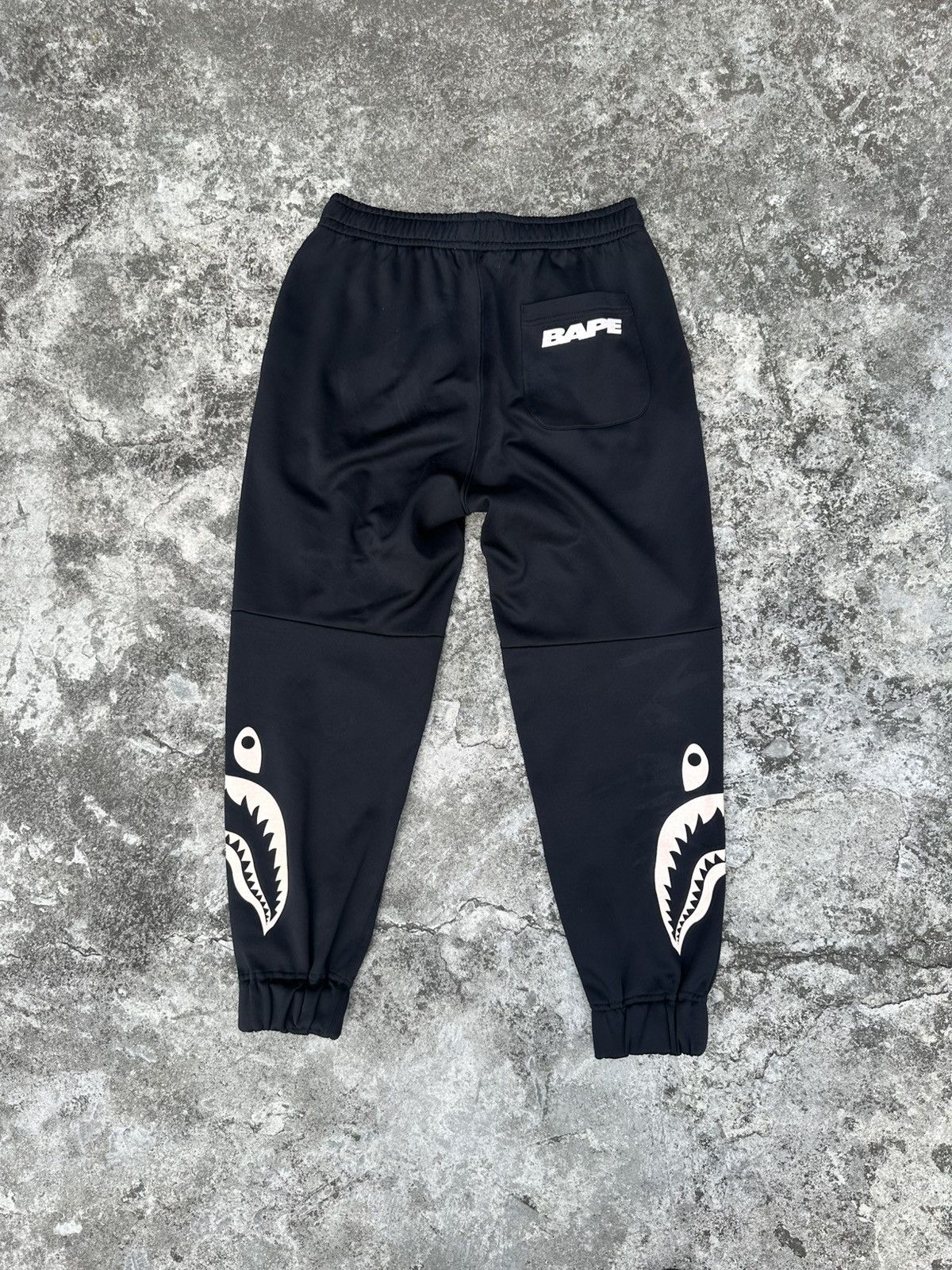 Bape Side Shark Sweat Pants Size US 30 / EU 46 - 3 Thumbnail