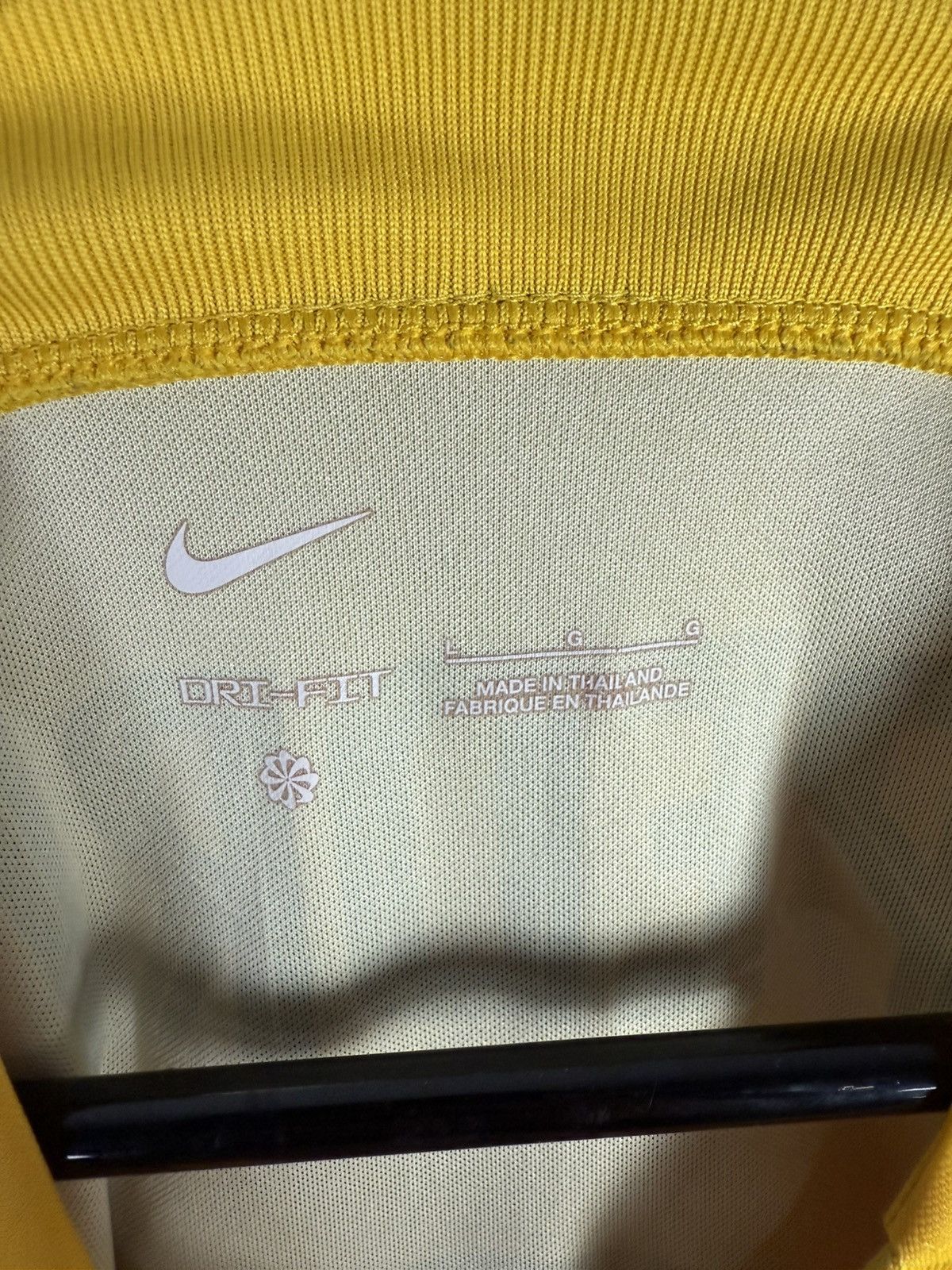 Nike NIKE FC Barcelona PEDRI 8 2022/2023 Away Jersey Football Size US L / EU 52-54 / 3 - 11 Thumbnail