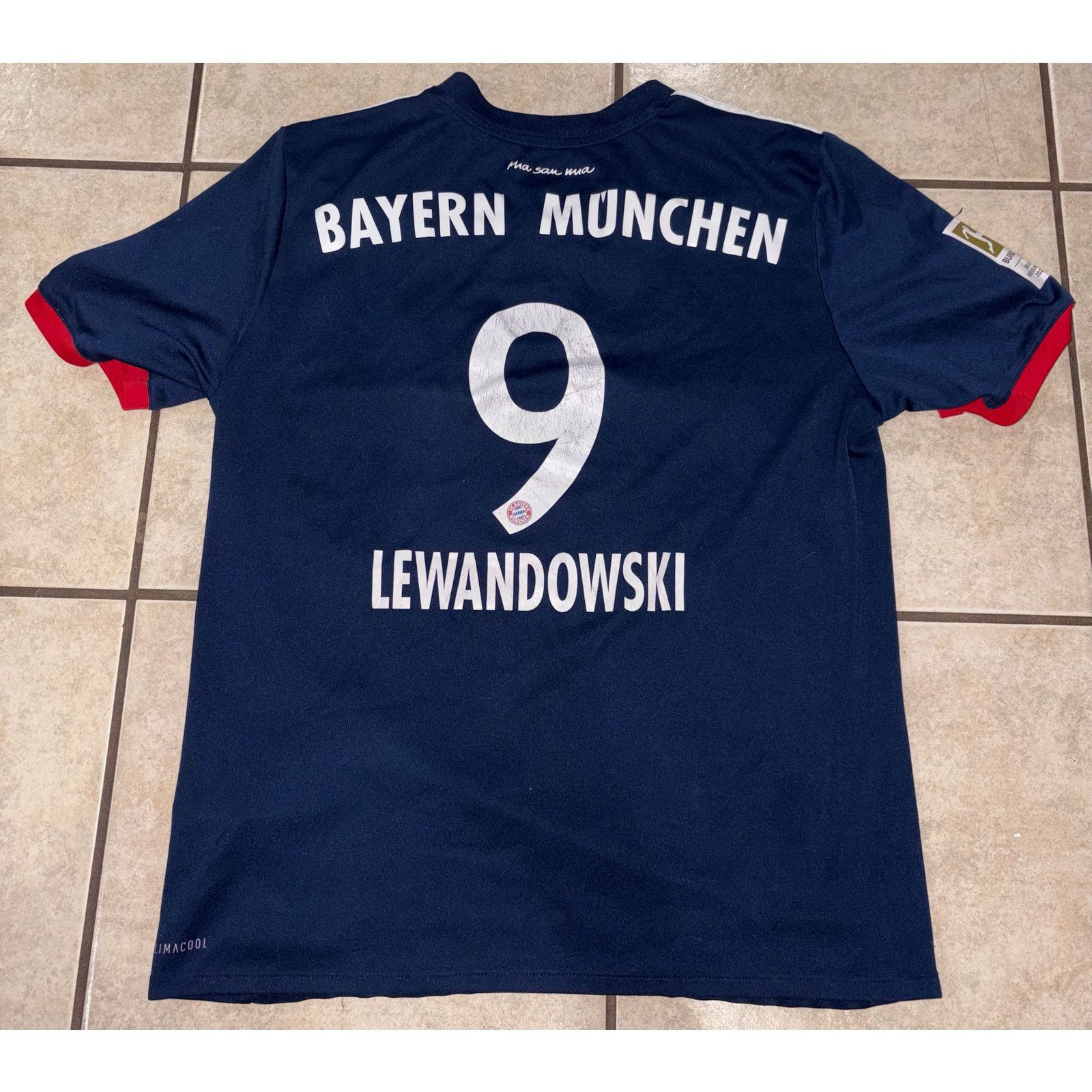 Adidas Adidas Bayern Munich jersey shirt large soccer Size US L / EU 52-54 / 3 - 5 Thumbnail