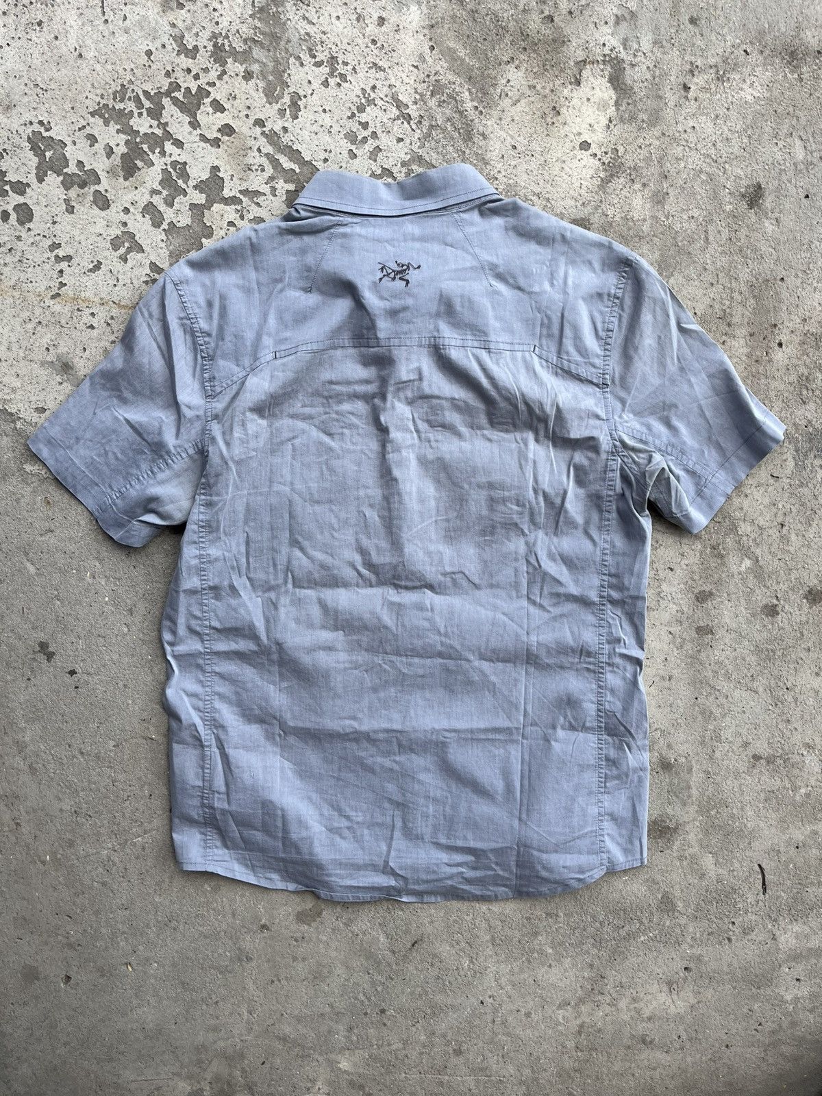 Arc'teryx Arc’teryx Vintage Outdoor Short Sleeve Shirt Logo Y2K Size US M / EU 48-50 / 2 - 8 Thumbnail