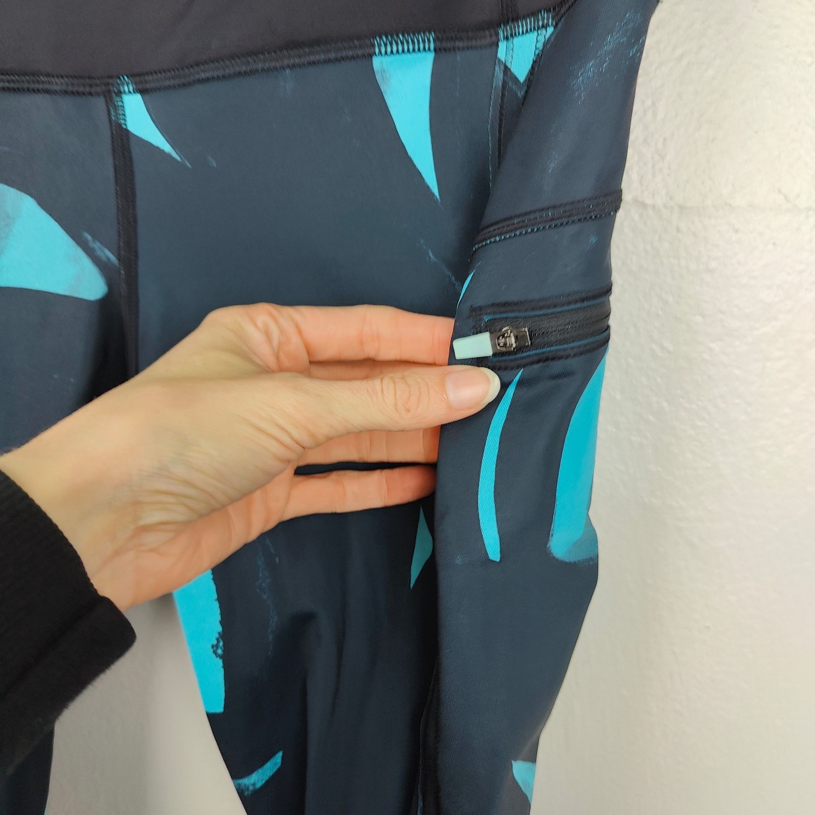 Lululemon Lululemon Run Top Speed Crop Leggings Womens 4 Back Spin Size 28" / US 6 / IT 42 - 3 Thumbnail