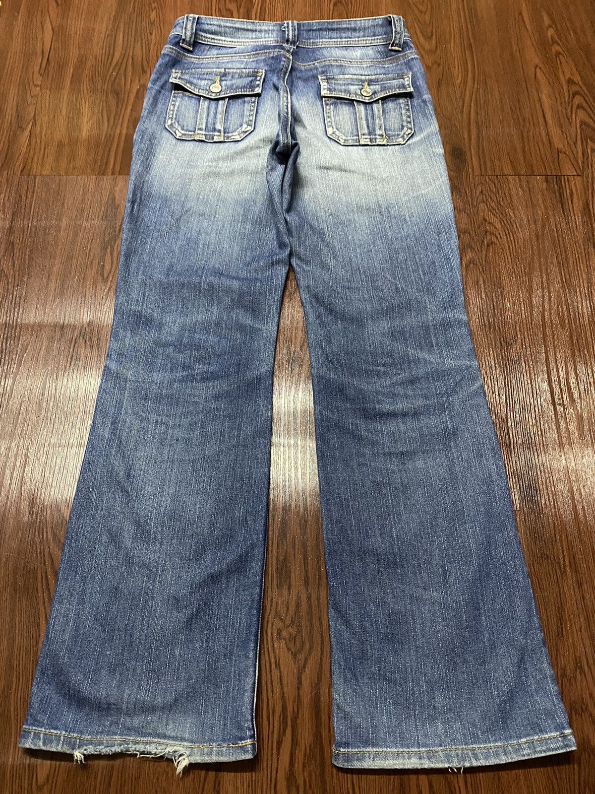 Japanese Brand Vintage Bush Pants Blue Faded Wash Japanese Brand Jeans Size US 28 / EU 44 - 2 Thumbnail