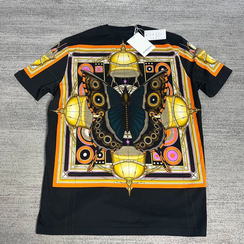 Givenchy Givenchy Butterfly Short Sleeve Size US XS / EU 42 / 0 - 2 Thumbnail