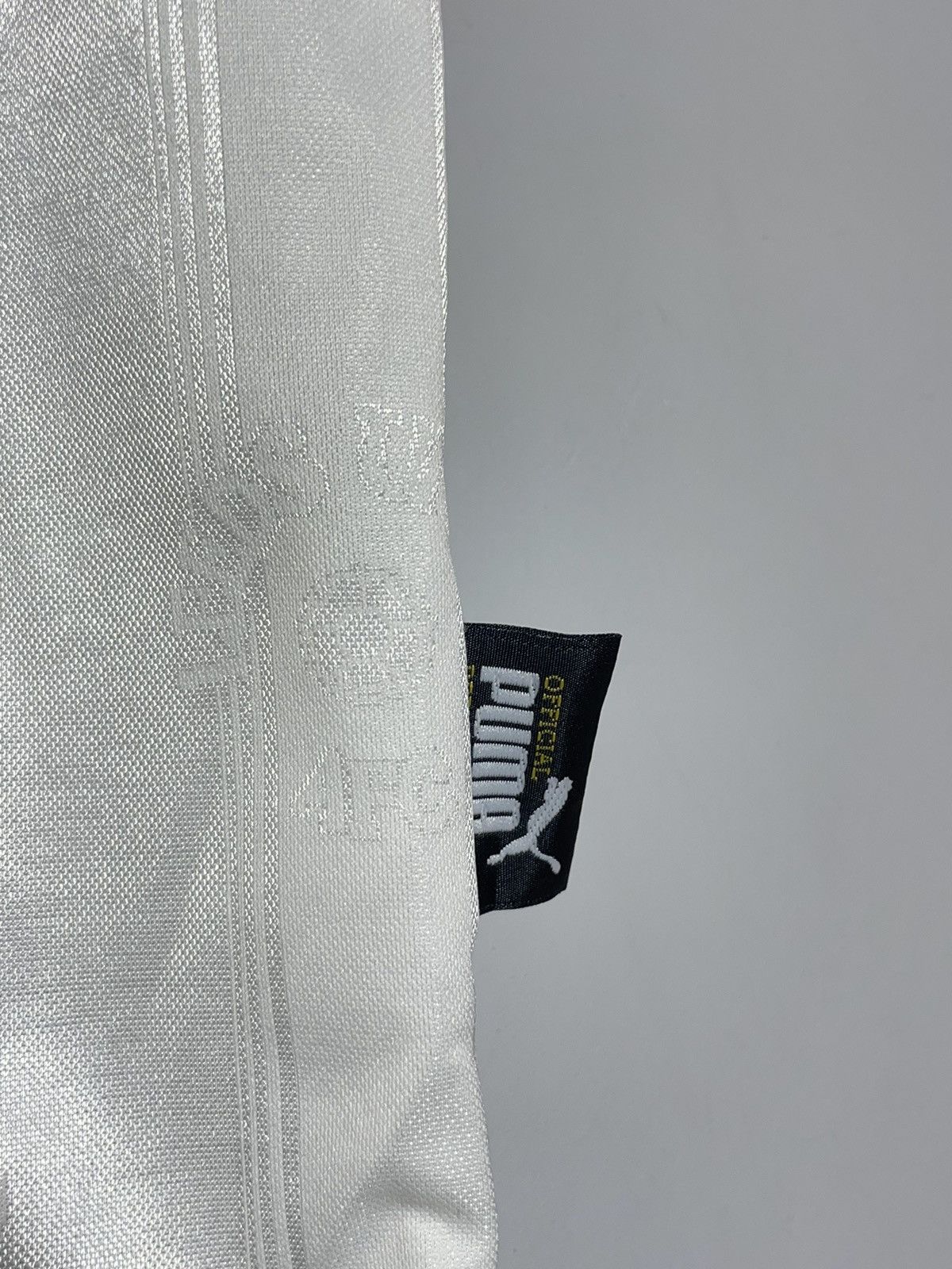 Puma × Vintage Leeds United Puma 1996/98 Vintage Football Shirt Size US XL / EU 56 / 4 - 9 Thumbnail