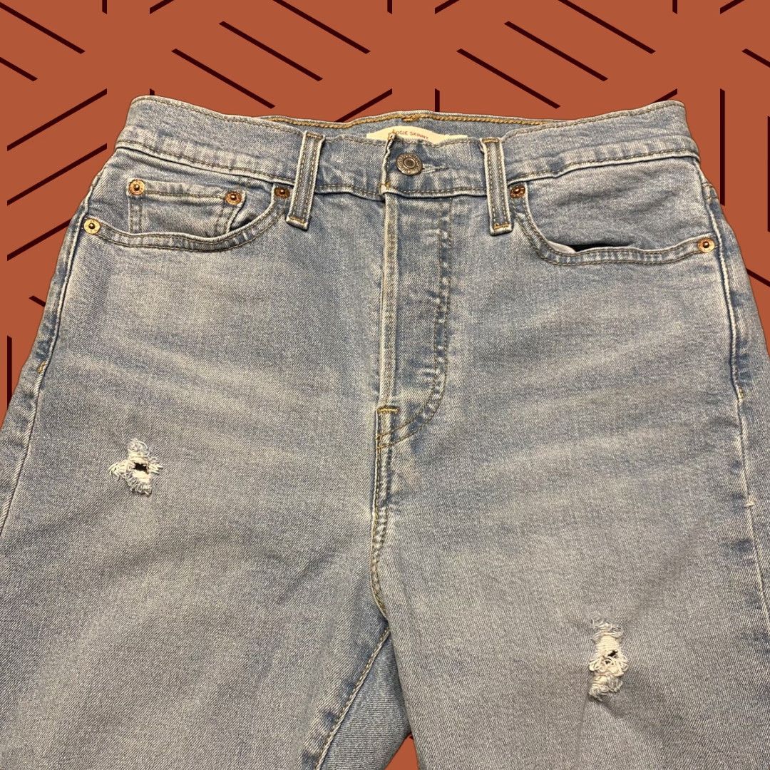 Levi's Levi's Wedgie Skinny Jeans Women's 29 Button Fly Light Blue Denim Distressed 28x26 Men? Women? Size 29" - 1 Thumbnail