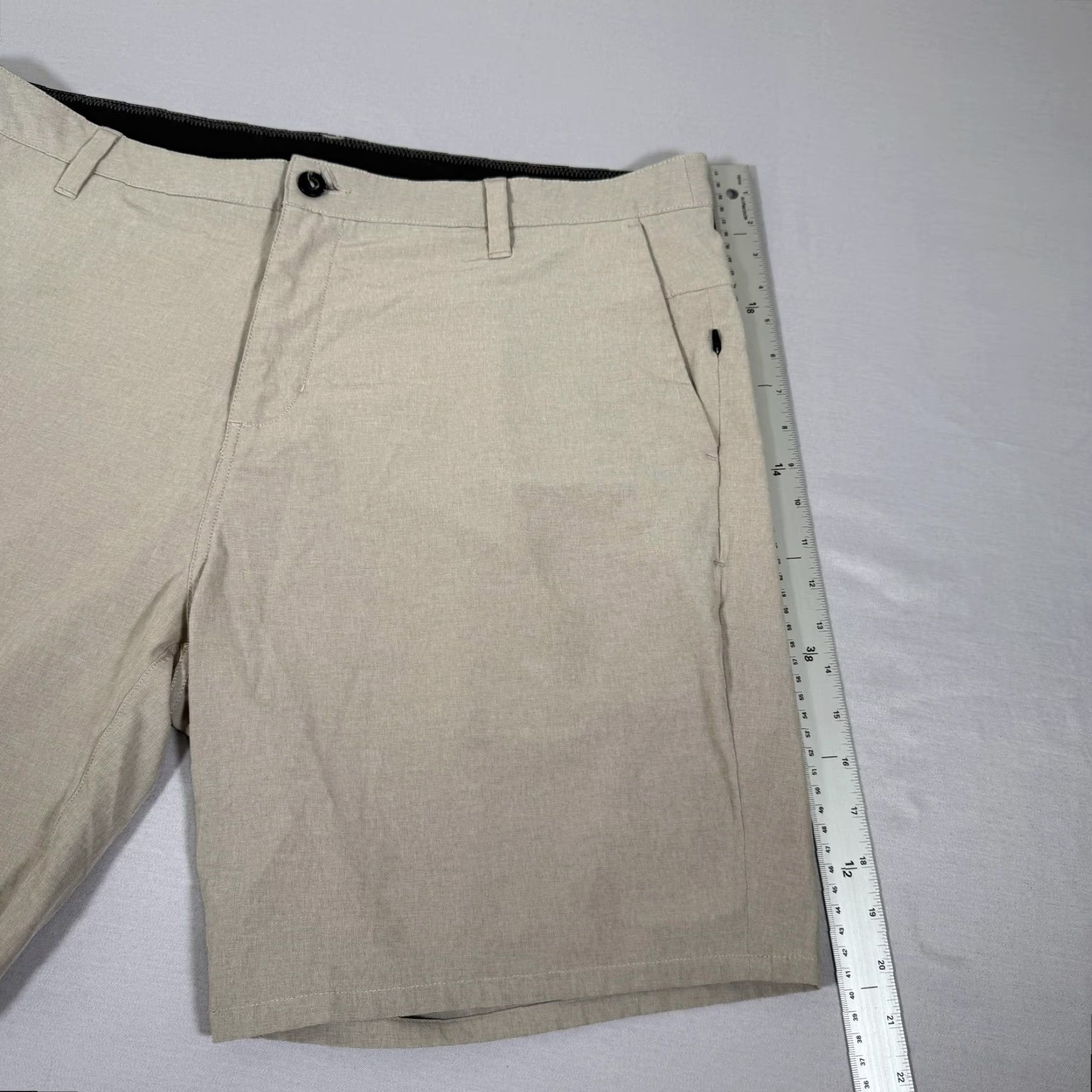 Vuori VUORI Shorts Mens 38 Beige Aim Chino Stretch Lightweight Outdoor Casual Size US 38 / EU 54 - 4 Thumbnail