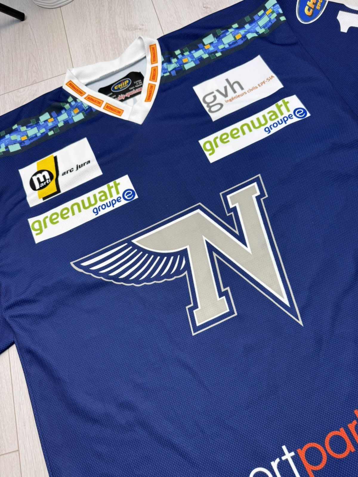 NHL Vintage Neuchatel Hockey Jersey #10 GUYOT Size US XL / EU 56 / 4 - 4 Thumbnail