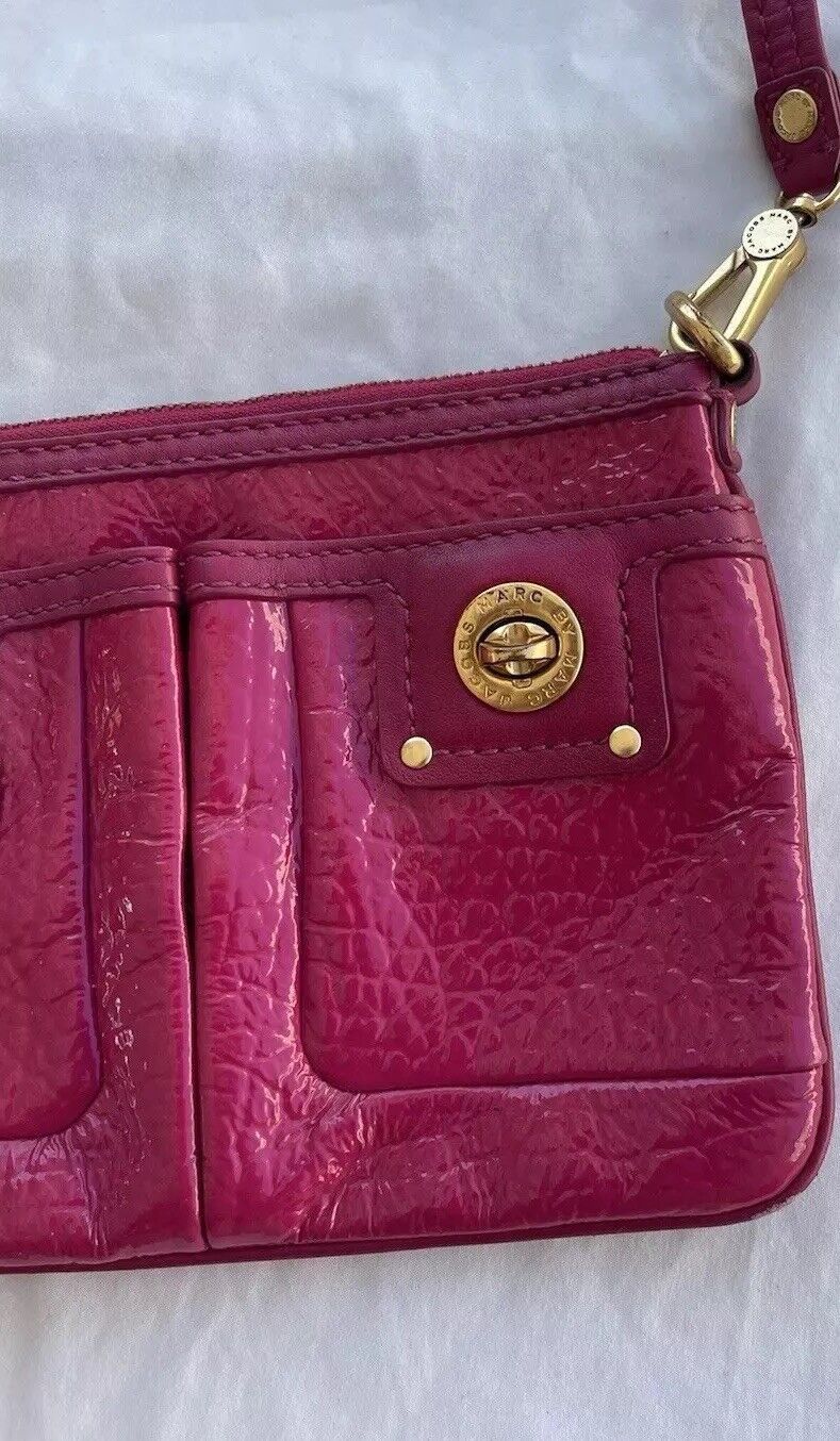 Marc Jacobs Marc By Marc Jacobs Totally Turnlock Pink 100% Leather Bag Size ONE SIZE - 2 Thumbnail
