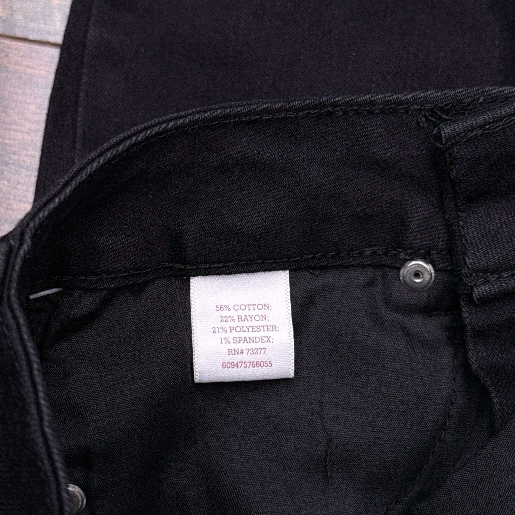 Vintage SO Capri Jeans Womens Black 0 Low Rise Stretch Cuffed Super Soft New Size 25" / US 0 / IT 36 - 6 Thumbnail