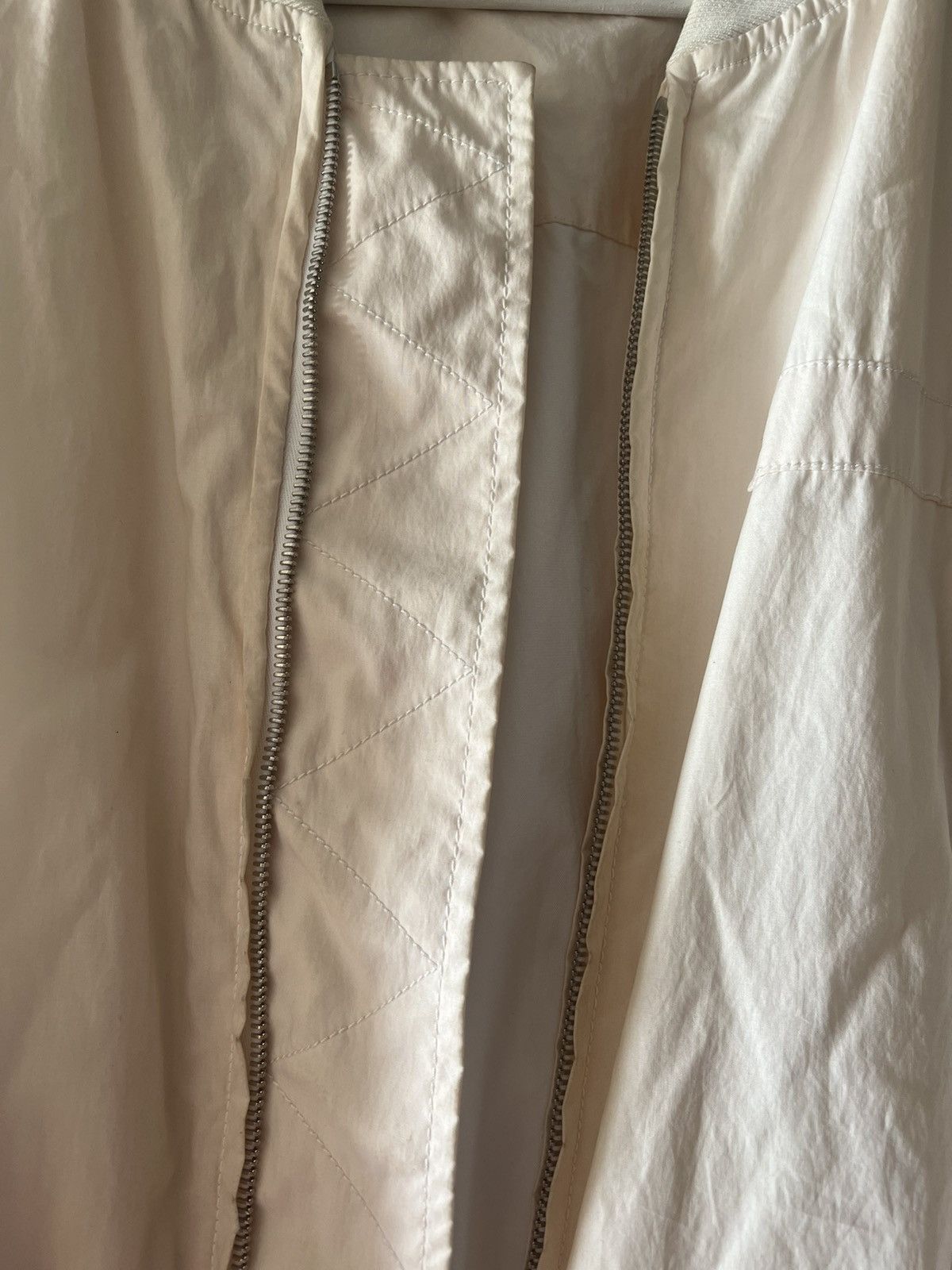 Marni Ruche MA-1 White Bomber Jacket Size US M / EU 48-50 / 2 - 4 Thumbnail
