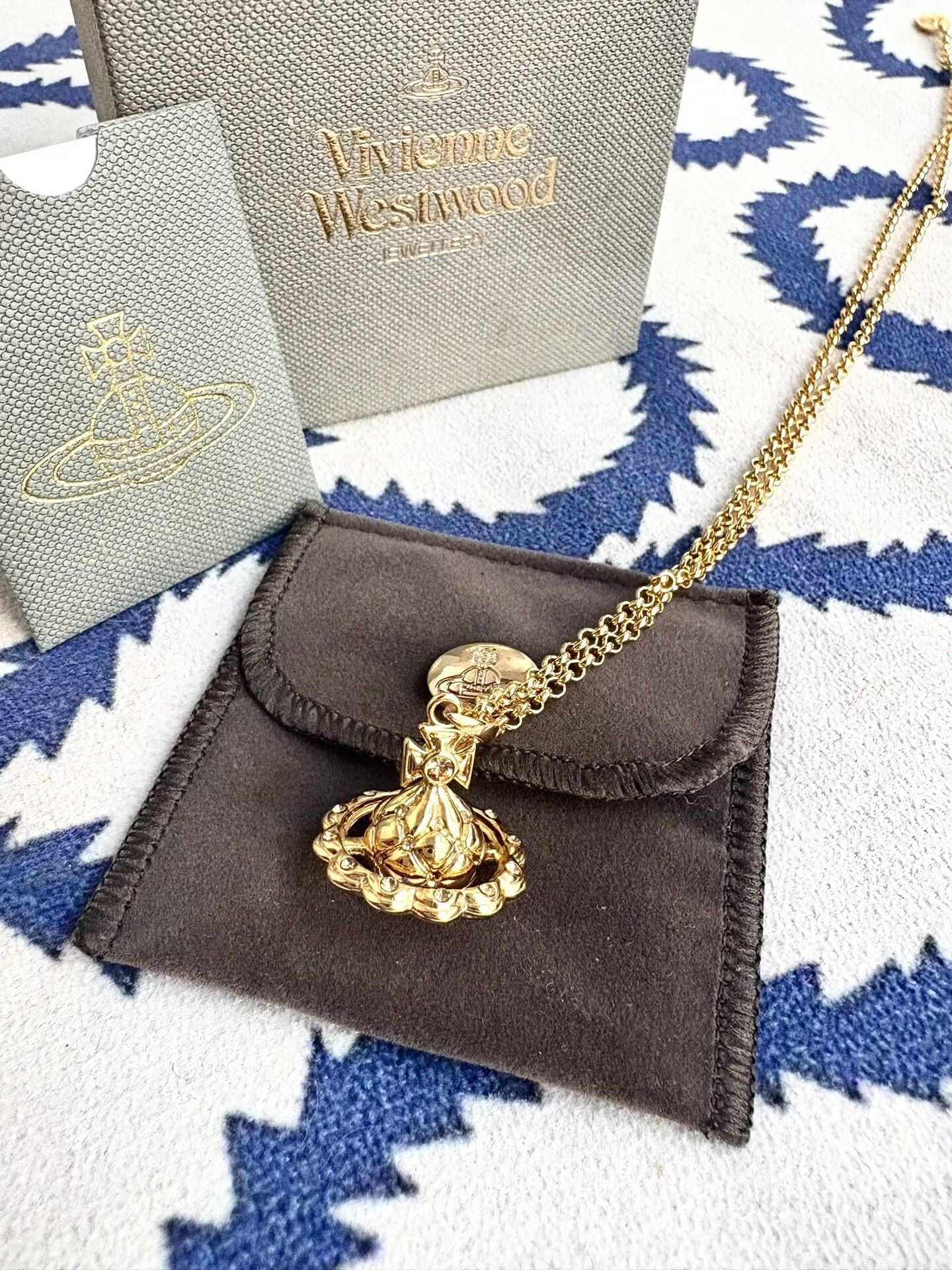 Vivienne Westwood Vivienne Westwood Gold Orb Saturn Necklace Size ONE SIZE - 1 Thumbnail
