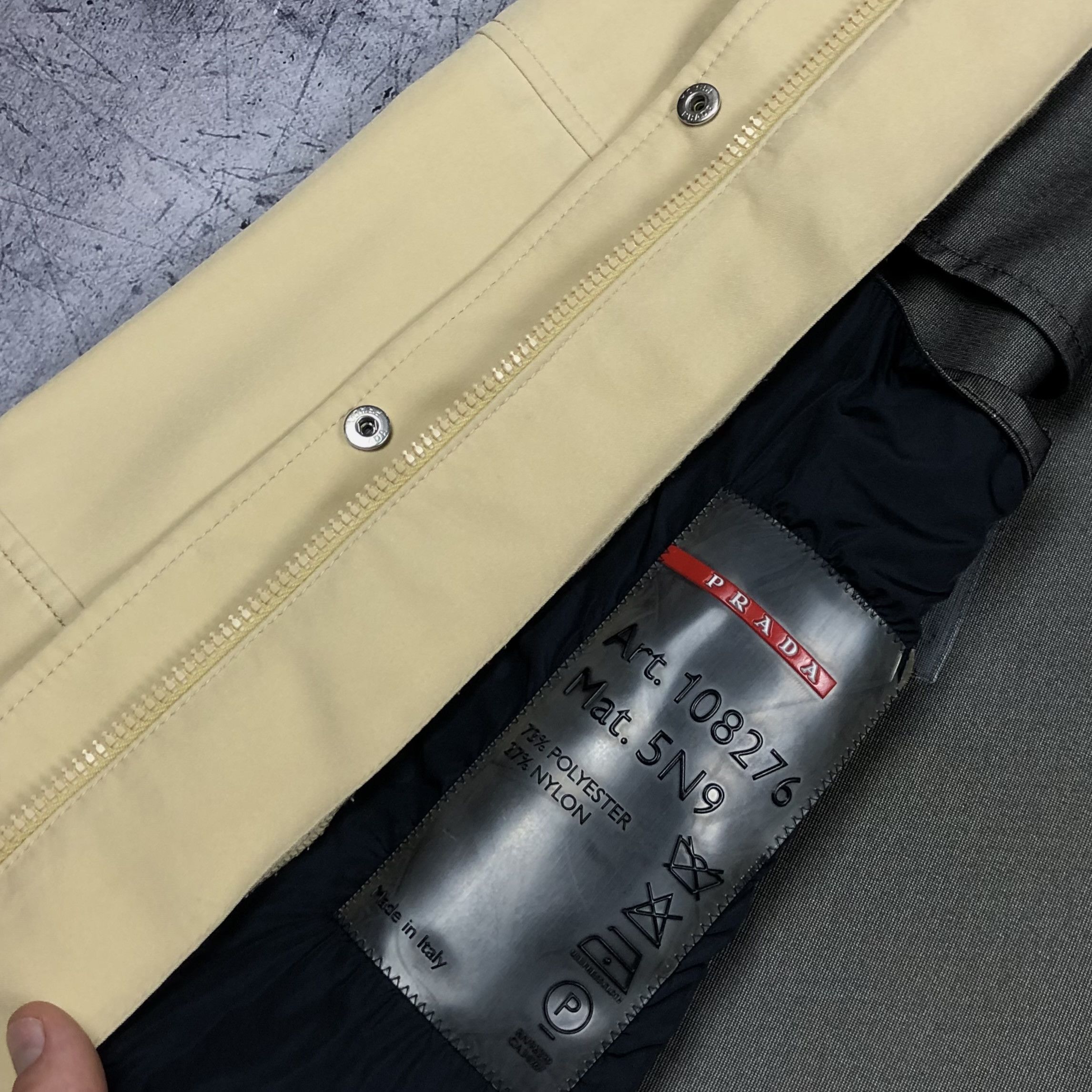 Prada Vintage Prada Gore-Tex Coat Jacket Nylon Red Tab Size S / US 4 / IT 40 - 8 Thumbnail
