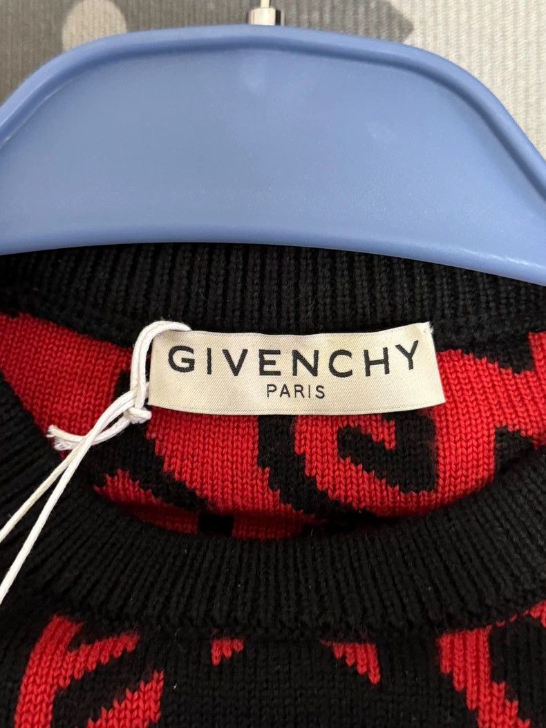 Givenchy Givenchy Full print logo sweater, XL Size US XL / EU 56 / 4 - 3 Thumbnail