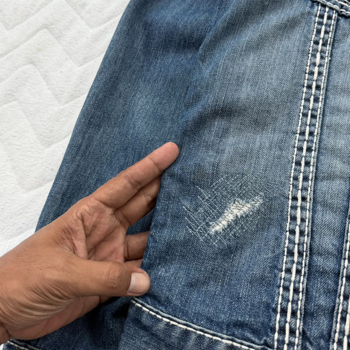 True Religion True Religion Big T Trucker Denim Jacket Blue Medium Wash Size US M / EU 48-50 / 2 - 6 Thumbnail