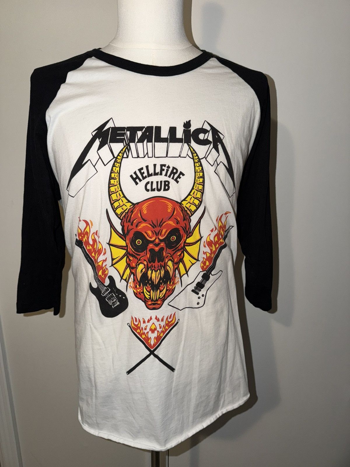 Metallica Metallica X Stranger Things Hellfire Club Raglan T-Shirt XL Size US XL / EU 56 / 4 - 2 Thumbnail