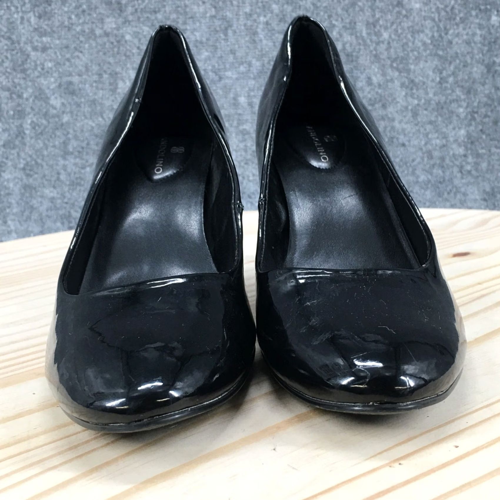 Vintage Bandolino Heels Womens 8.5 M Dress Pump Stiletto Black Patent Leather Closed Toe Size M / US 6-8 / IT 42-44 - 6 Thumbnail