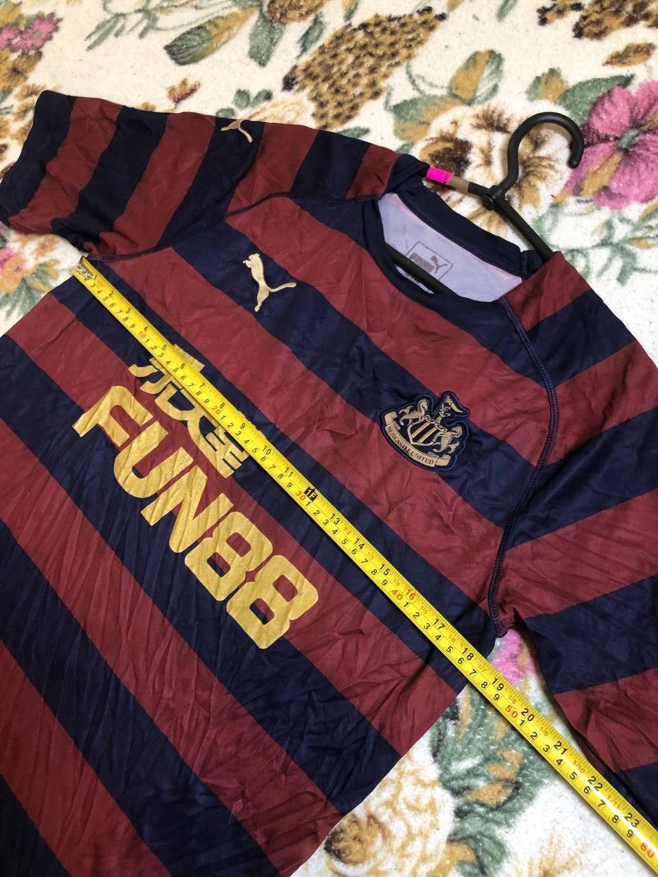 Puma NEWCASTLE PUMA 2018/2019 FOOTBALL SOCCER AWAY JERSEY Size US M / EU 48-50 / 2 - 4 Thumbnail