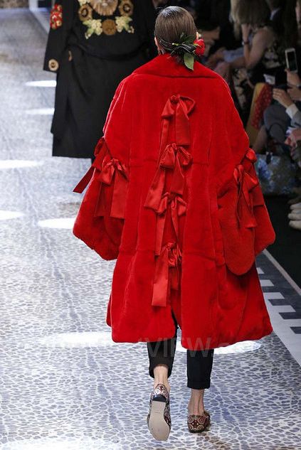 Dolce & Gabbana F/W 2017 RUNWAY RABBIT FUR COAT Size M / US 6-8 / IT 42-44 - 5 Thumbnail
