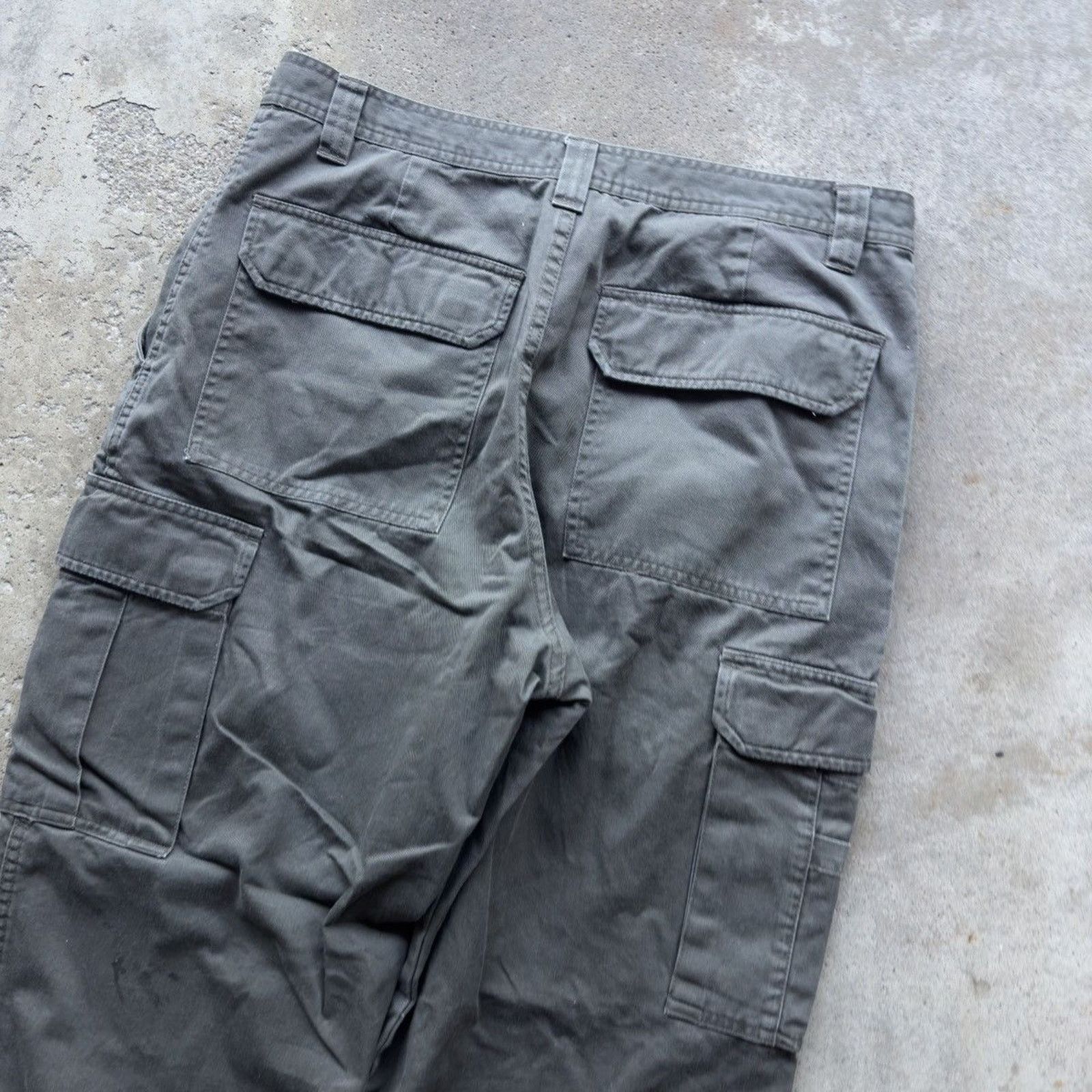 Vintage Vintage Baggy Green Cargo Pants ERD Grunge Skater Size US 35 - 11 Thumbnail