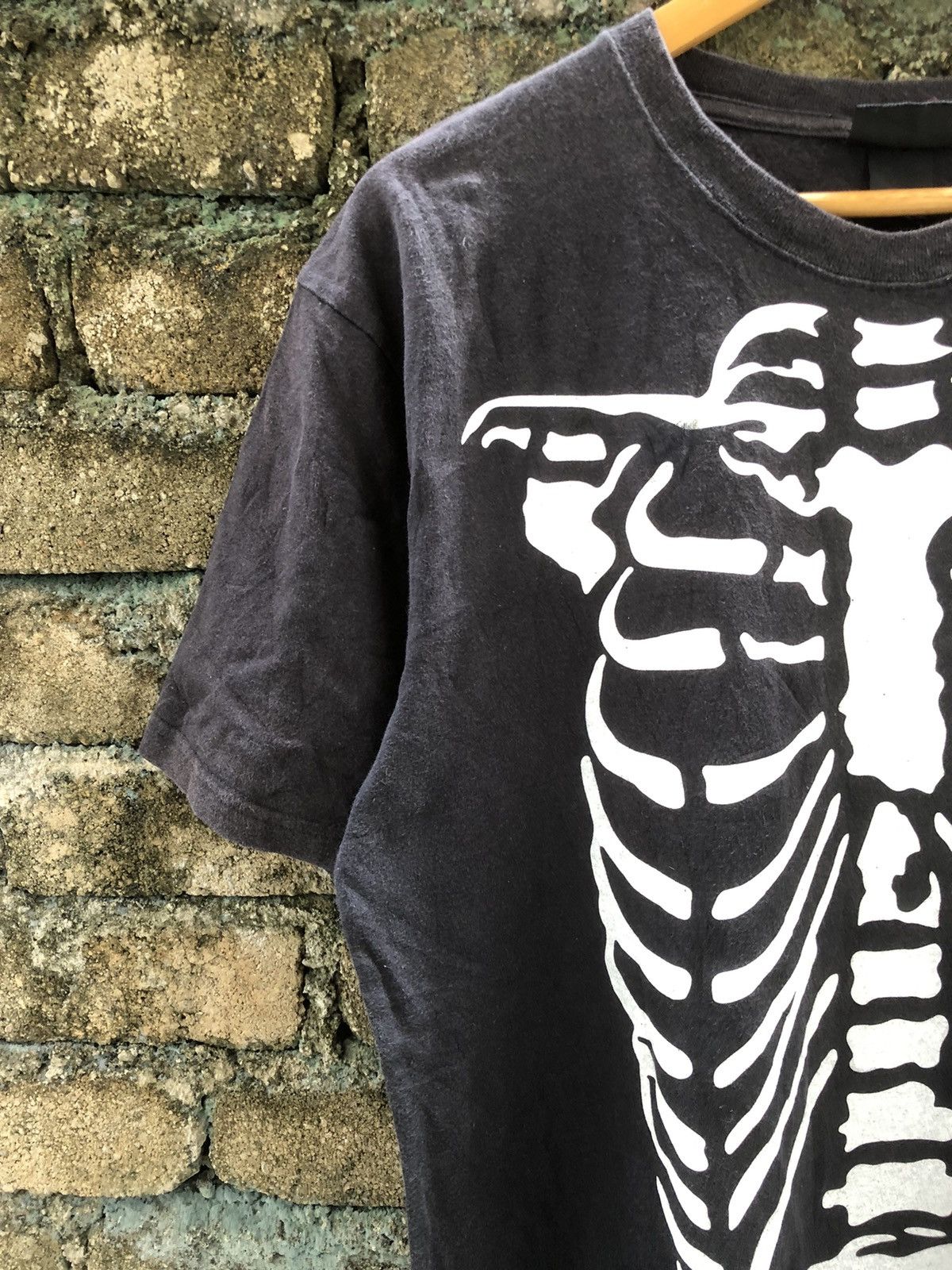 Band Tees × Nirvana × Vintage Vintage Y2K CBGB & OMFUG Home Of Underground Rock Skeleton Size US L / EU 52-54 / 3 - 5 Thumbnail