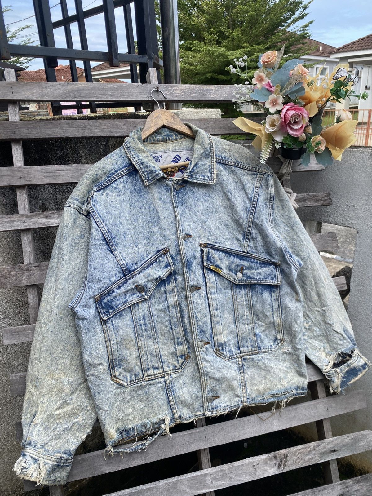 Jordache Vintage Distressed Jordache Denim Jacket Size US L / EU 52-54 / 3 - 3 Thumbnail