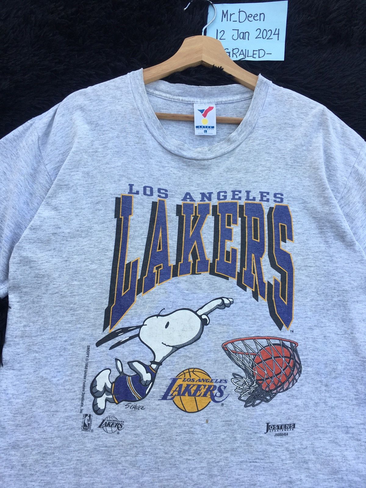 NBA Rare Vintage Los Angeles LAKERS Snoopy NBA Tee Size US L / EU 52-54 / 3 - 6 Thumbnail