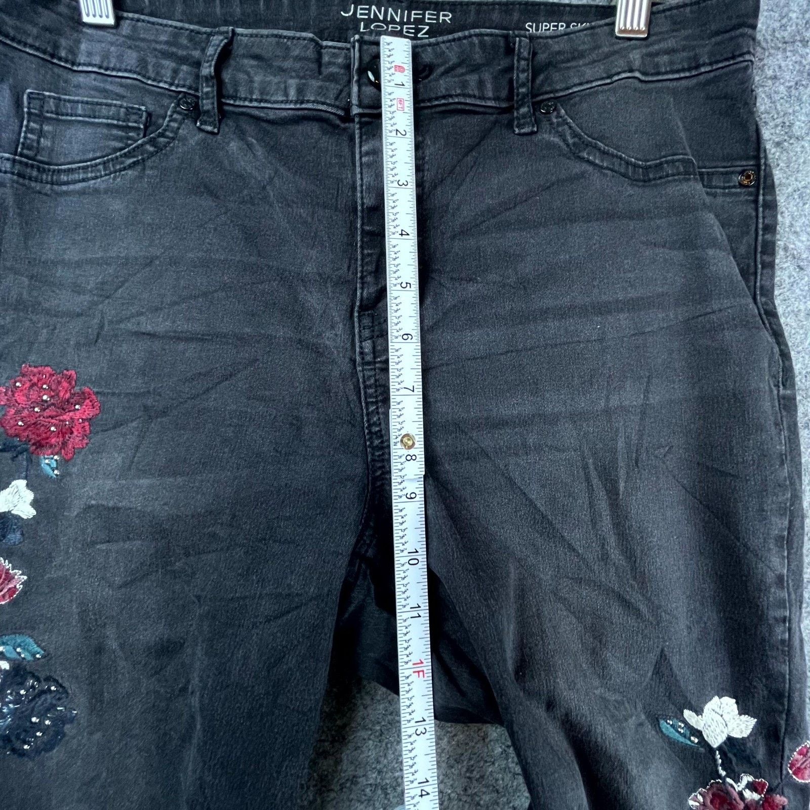 Jennifer Lopez Jennifer Lopez Super Skinny Jeans Womens 12 Black Floral Y2K Size 34" / US 12 / IT 48 - 6 Thumbnail