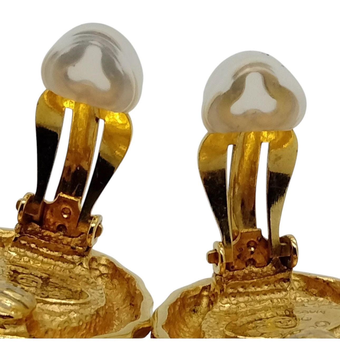 Chanel Chanel Earring Gold Whites Luxury Brand in Mint Condition Size ONE SIZE - 7 Thumbnail