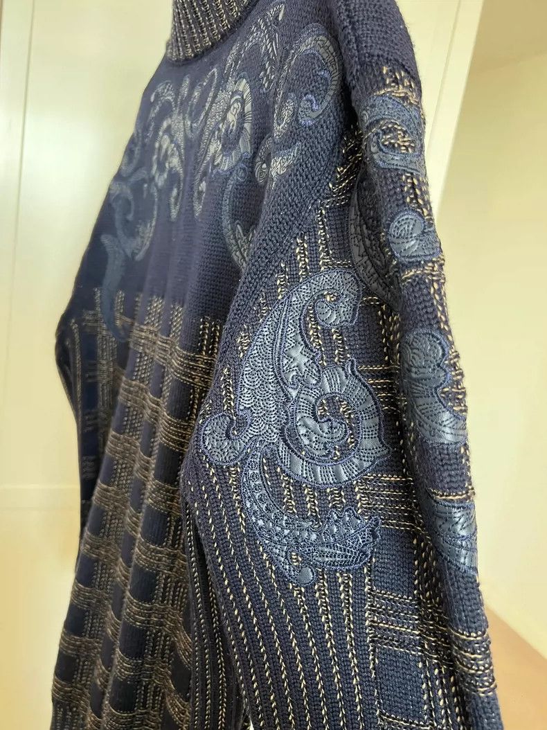 Versace Versace Wool jacket with gold thread leather embroidery Size US XS / EU 42 / 0 - 5 Thumbnail
